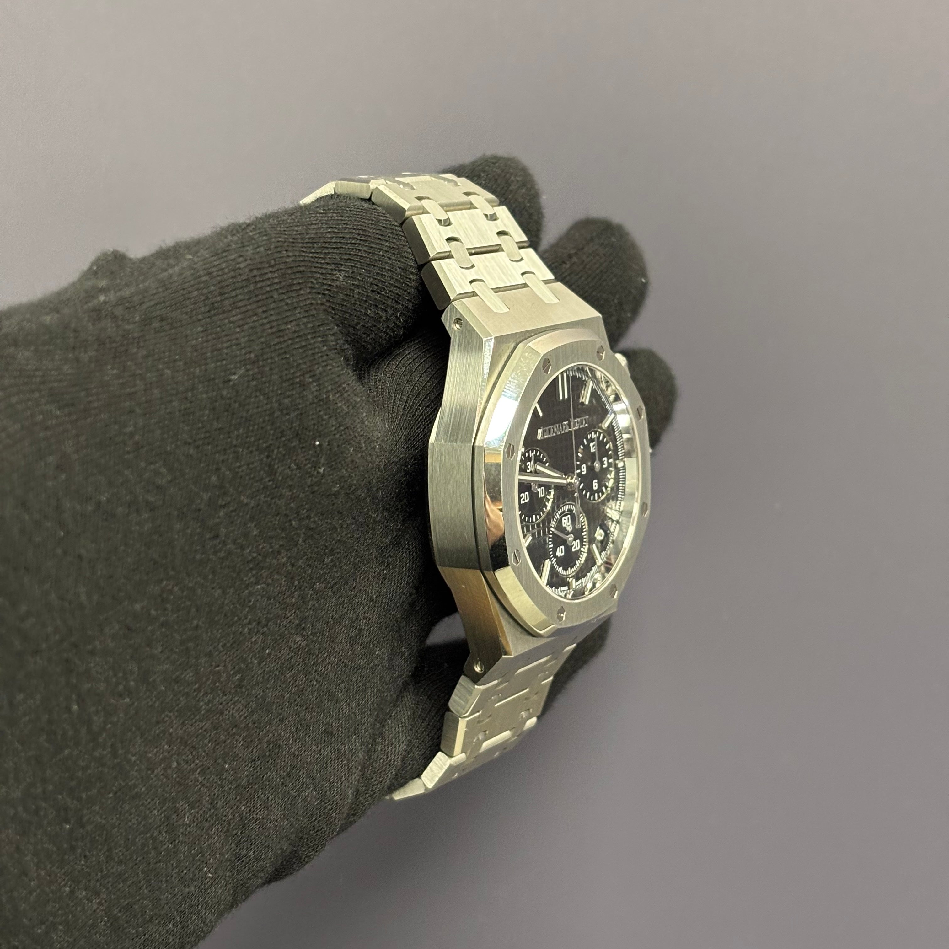 Audemars Piguet Royal Oak 41mm Black Dial Watch Ref# 26240ST.OO.1320ST.02 - Happy Jewelers Fine Jewelry Lifetime Warranty