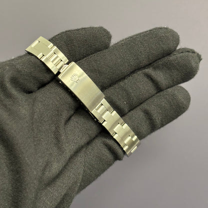 Rolex Datejust 26mm MOP Dial Watch Ref# 69160 - Happy Jewelers Fine Jewelry Lifetime Warranty