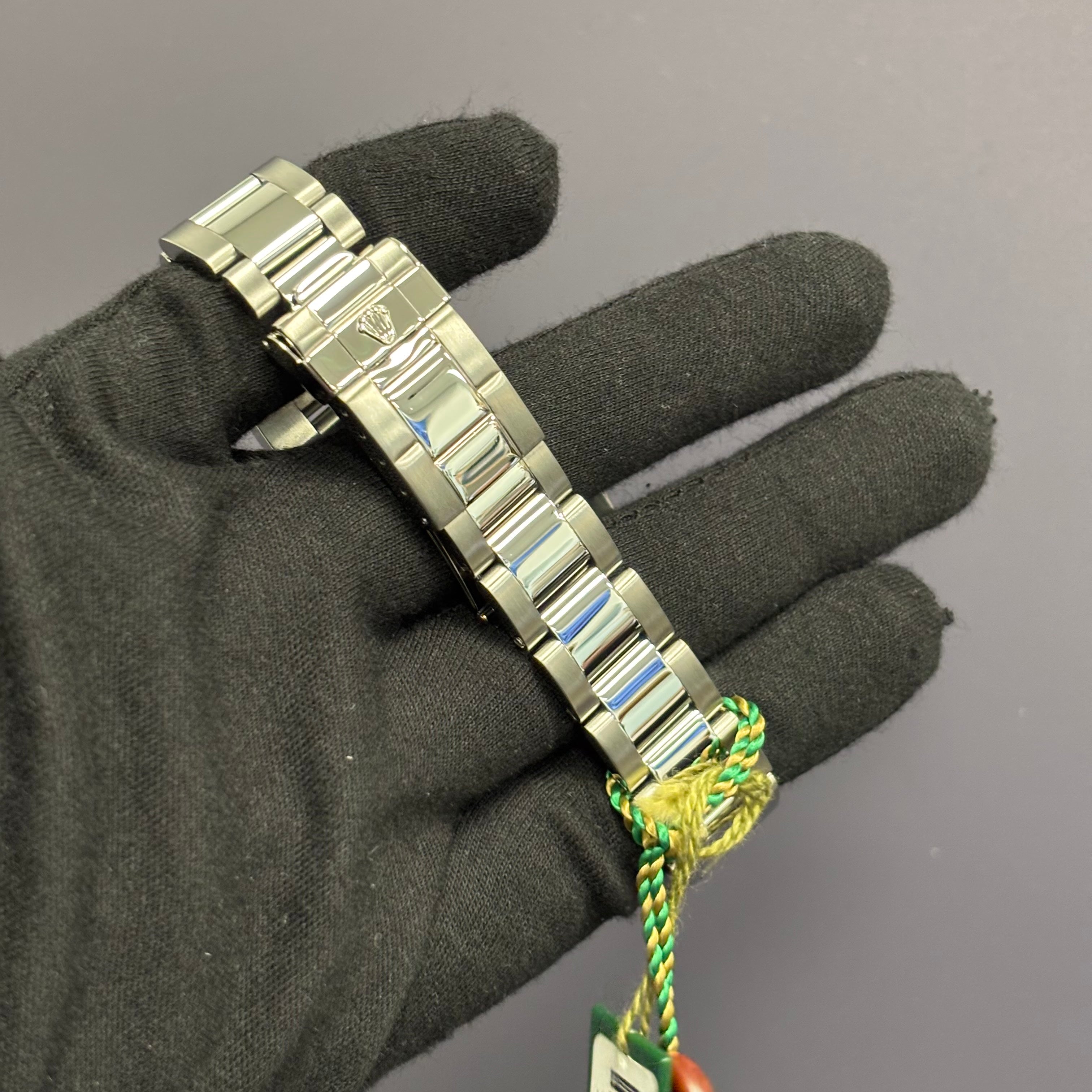 Rolex Yacht-Master 40mm Silver Dial Watch Ref# 16622 - Happy Jewelers Fine Jewelry Lifetime Warranty