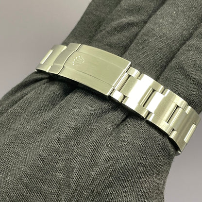 Rolex Oyster Perpetual 34mm Silver Dial Watch Ref# 124200 - Happy Jewelers Fine Jewelry Lifetime Warranty