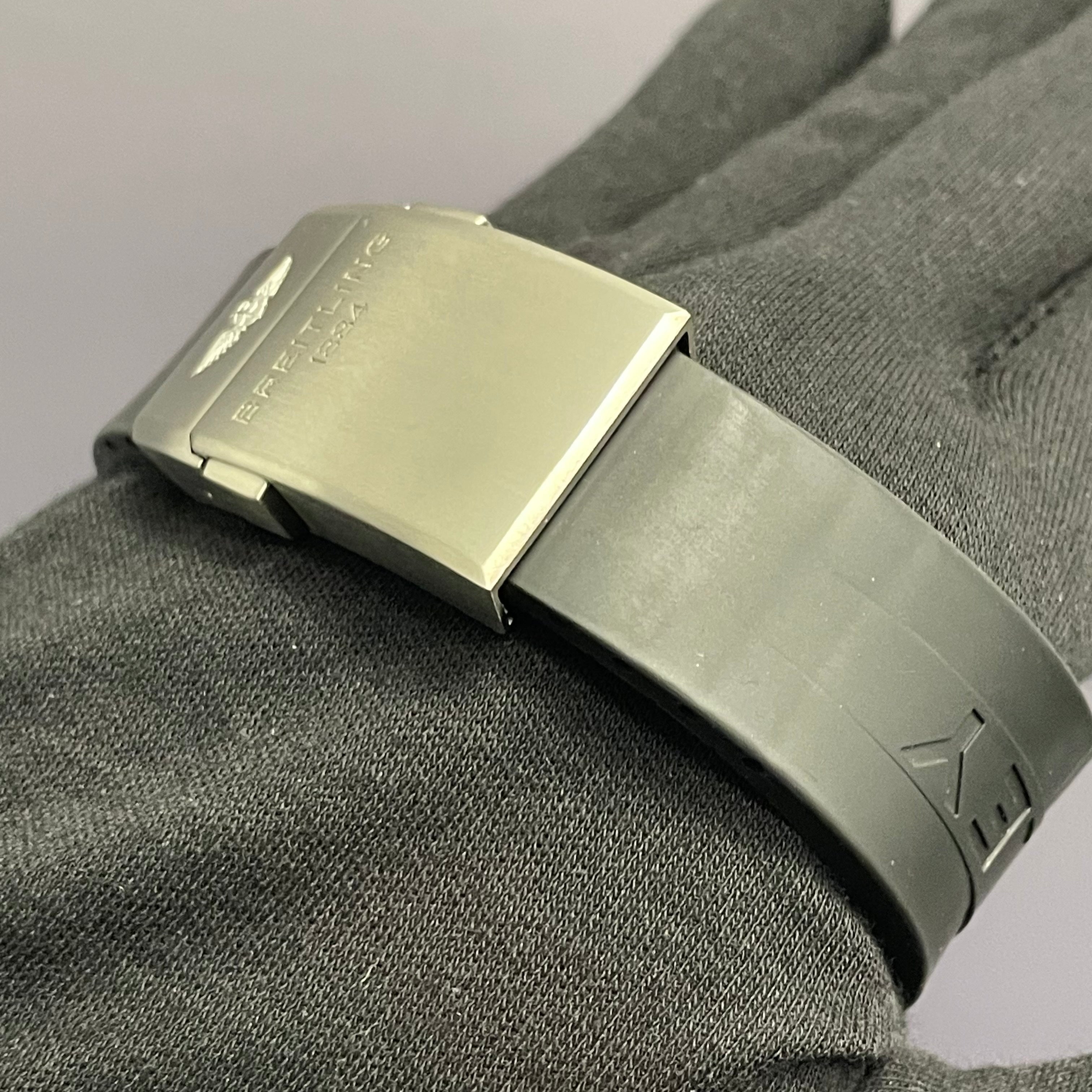 Breitling Bentley 44mm White Dial Watch Ref# EB0433 - Happy Jewelers Fine Jewelry Lifetime Warranty