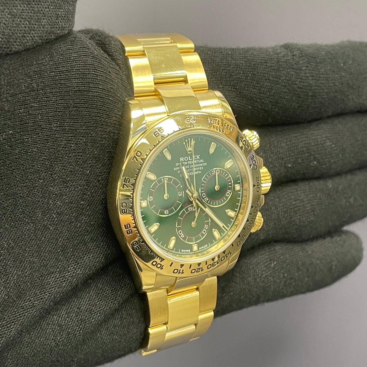 Rolex Daytona 40mm Green Dial Watch Ref# 116508