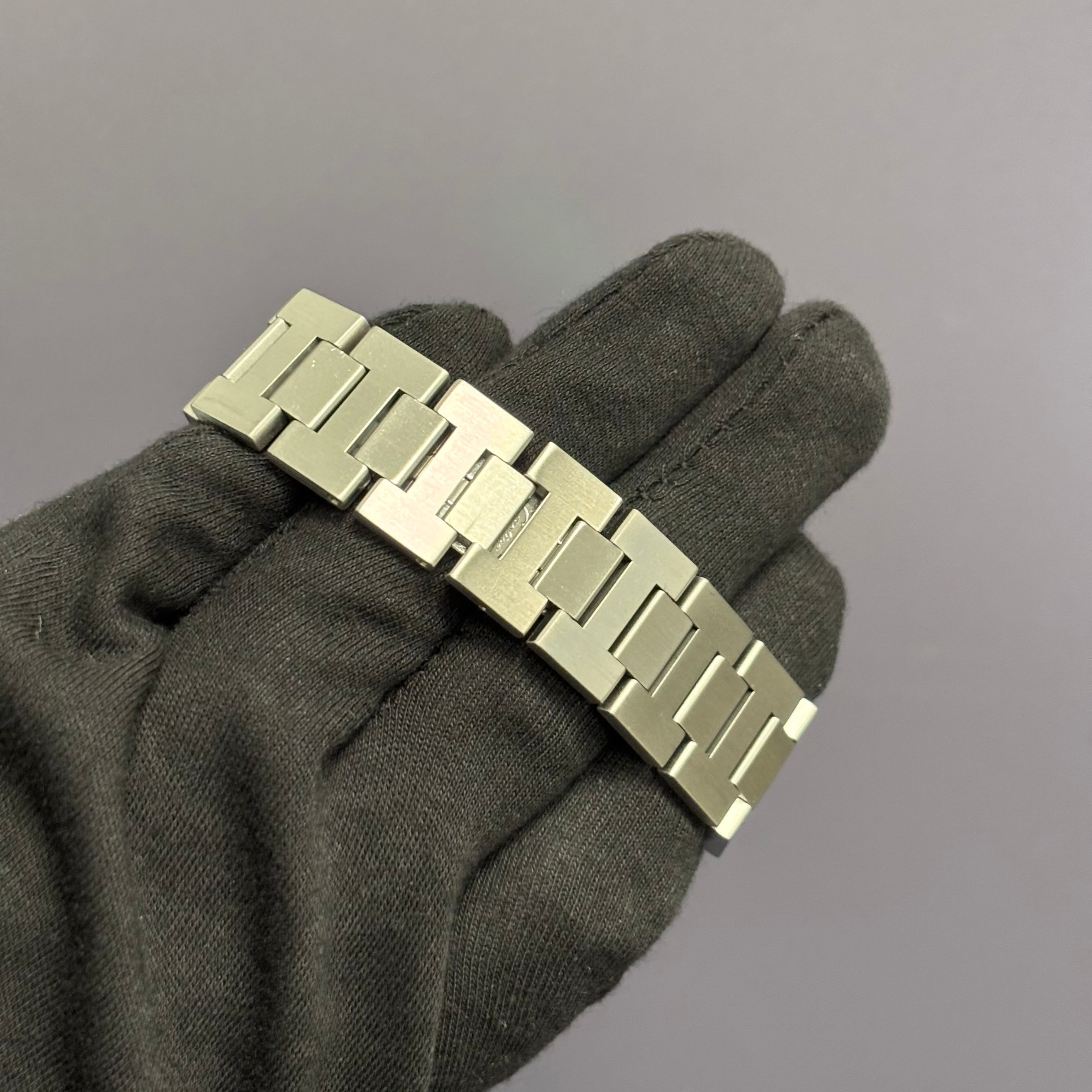 Cartier Pasha 35mm Silver Dial Watch Ref# W31029M7 - Happy Jewelers Fine Jewelry Lifetime Warranty