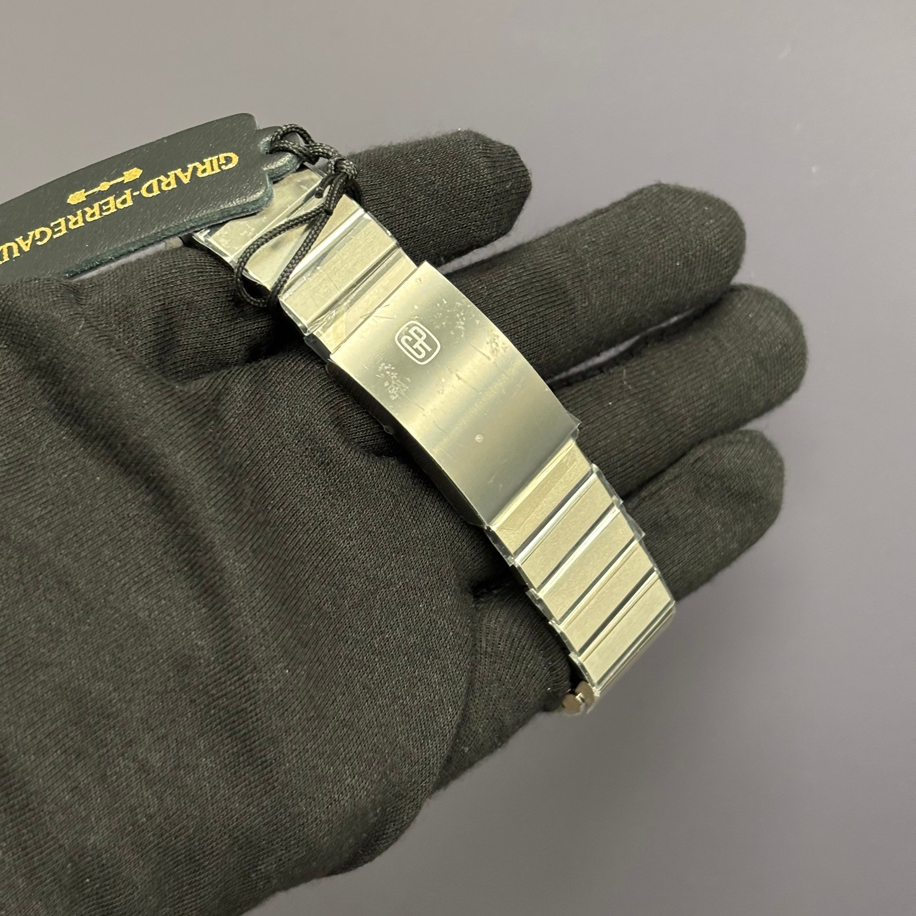 Girard Perregaux Casquette 33.6mm Digital Dial Watch Ref# 39800-21-3199-6CM - Happy Jewelers Fine Jewelry Lifetime Warranty