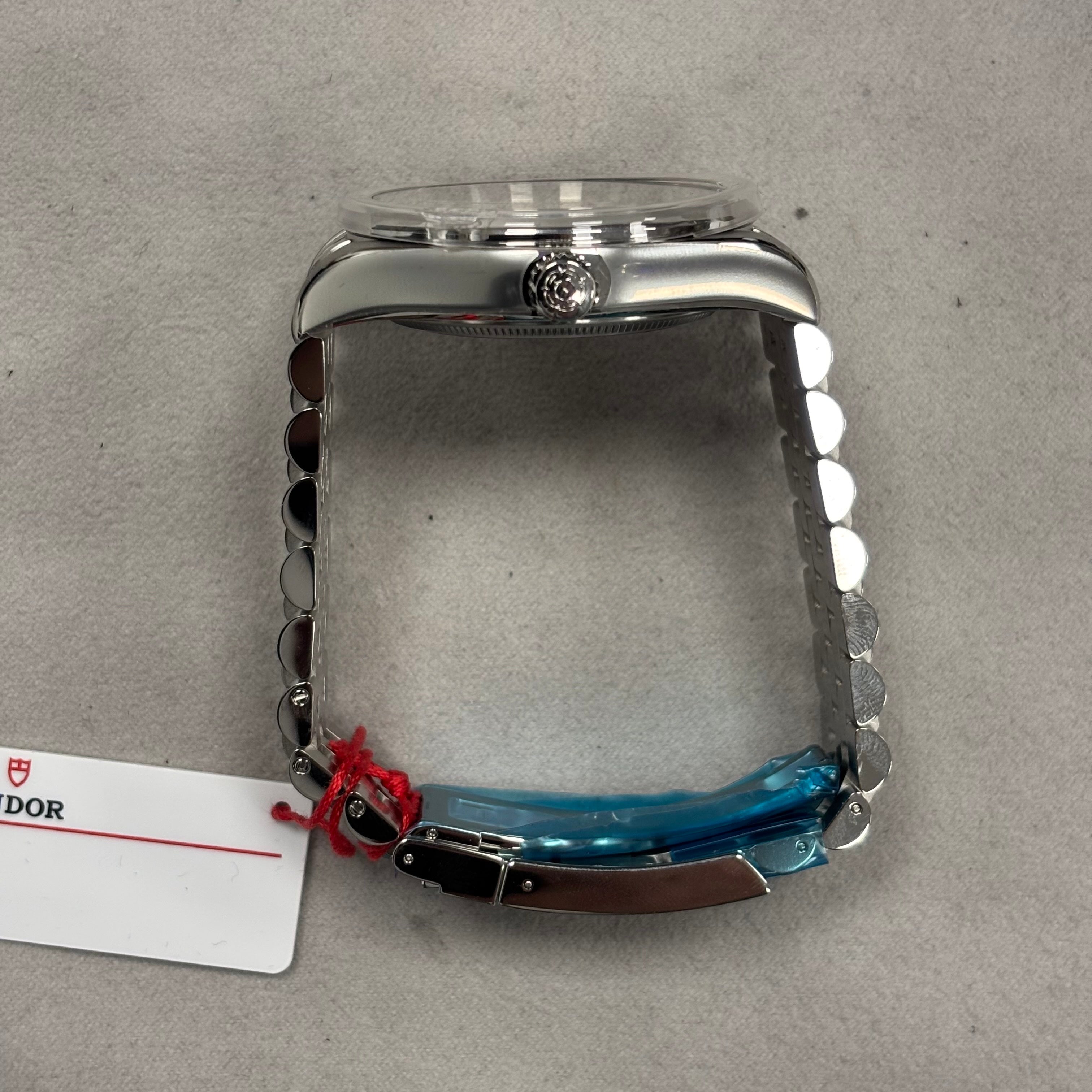 Tudor Black Bay 41mm Champagne Dial Watch Ref# 79680 - Happy Jewelers Fine Jewelry Lifetime Warranty