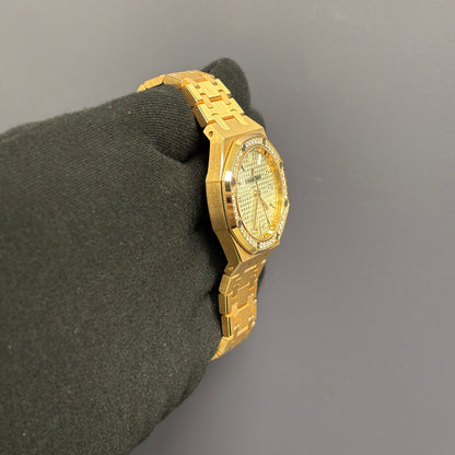 Audemars Piguet Royal Oak 34mm Silver Dial Watch Ref# 77351OR.ZZ.1261OR.01 - Happy Jewelers Fine Jewelry Lifetime Warranty