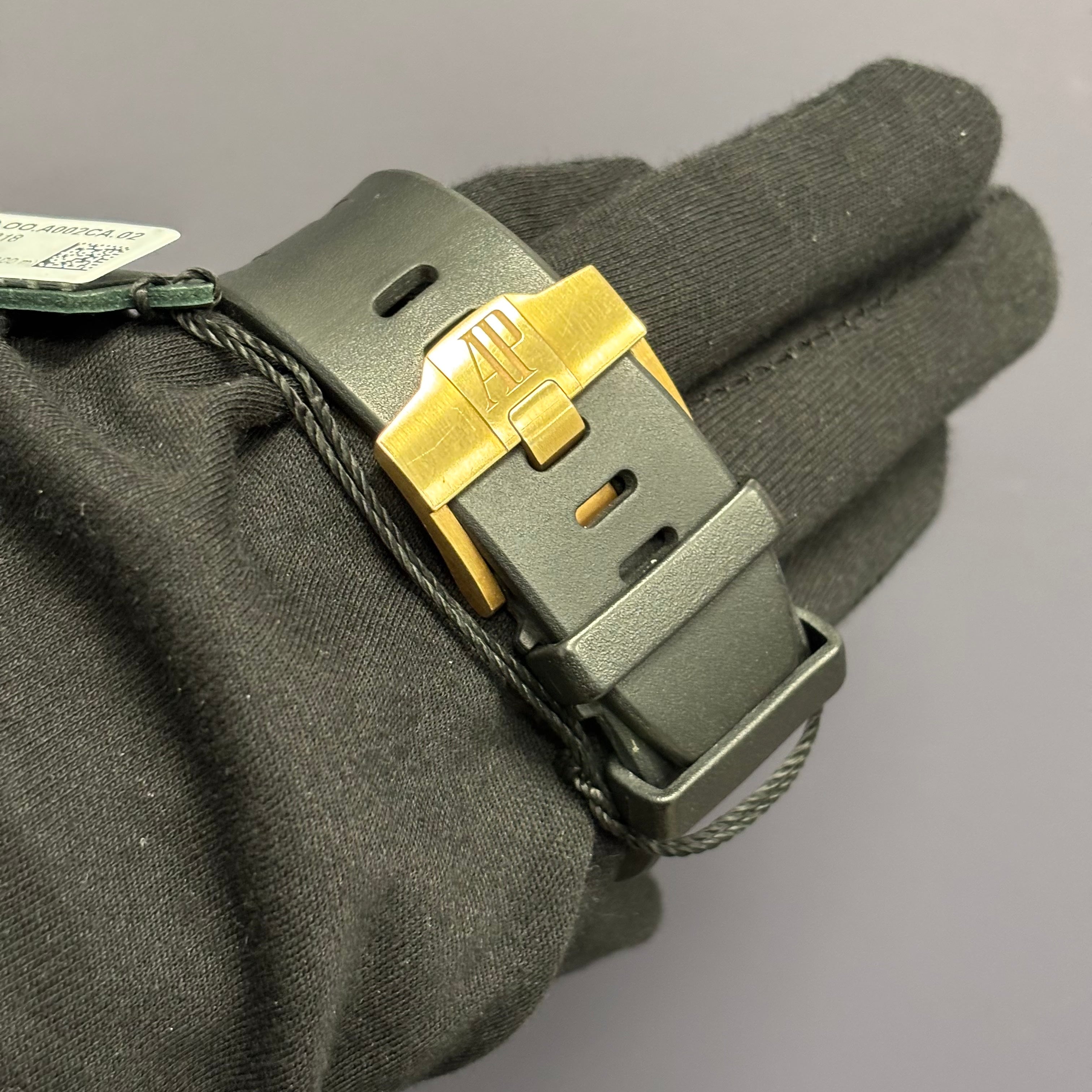 Audemars Piguet Royal Oak 44mm Black Dial Watch Ref# 26401RO.OO.A002CA.02 - Happy Jewelers Fine Jewelry Lifetime Warranty