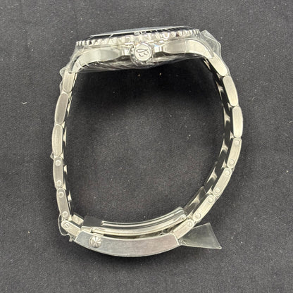 Breitling Superocean 44mm Black Dial Watch Ref# A17376 - Happy Jewelers Fine Jewelry Lifetime Warranty