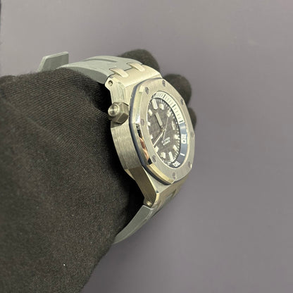 Audemars Piguet Royal Oak 42mm Grey Dial Watch Ref# 15720ST.OO.A009CA.01 - Happy Jewelers Fine Jewelry Lifetime Warranty