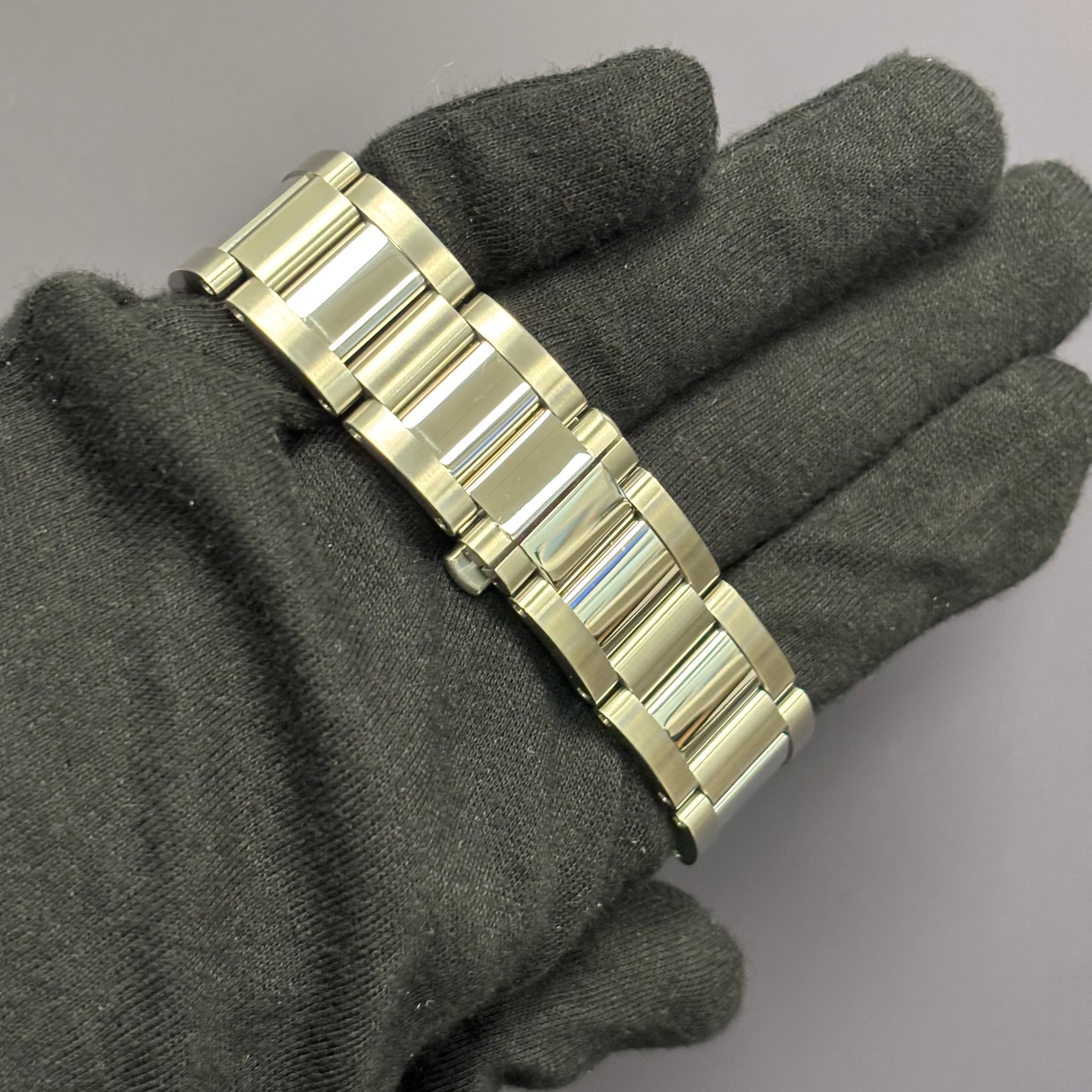 Cartier Calibre 42mm White Dial Watch Ref# W7100015 - Happy Jewelers Fine Jewelry Lifetime Warranty