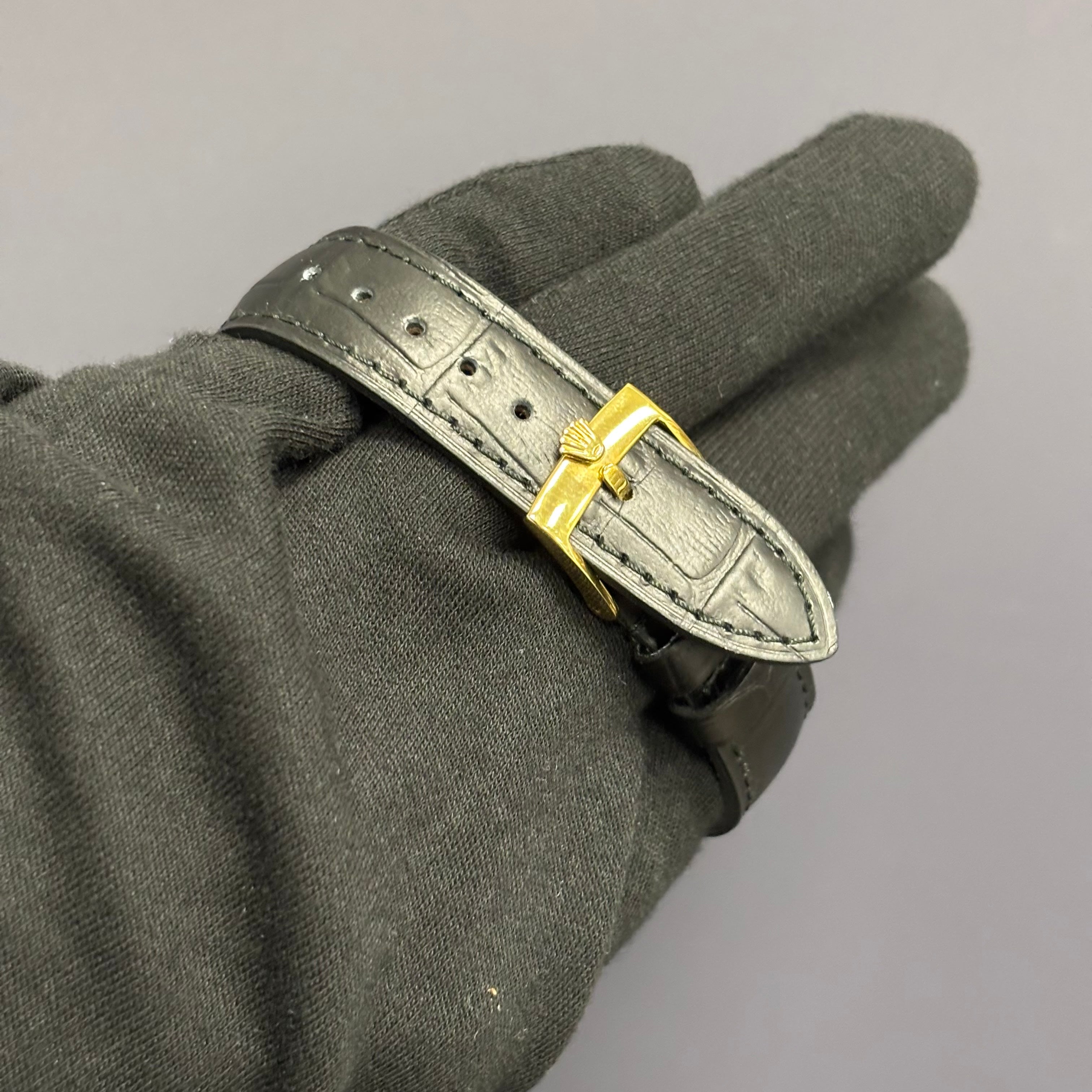 Rolex Oyster Perpetual 34mm Champagne Dial Watch Ref# 1002 - Happy Jewelers Fine Jewelry Lifetime Warranty