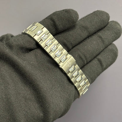 Patek Philippe Nautilus 40mm Black Dial Watch Ref# 3800/1A-001 - Happy Jewelers Fine Jewelry Lifetime Warranty