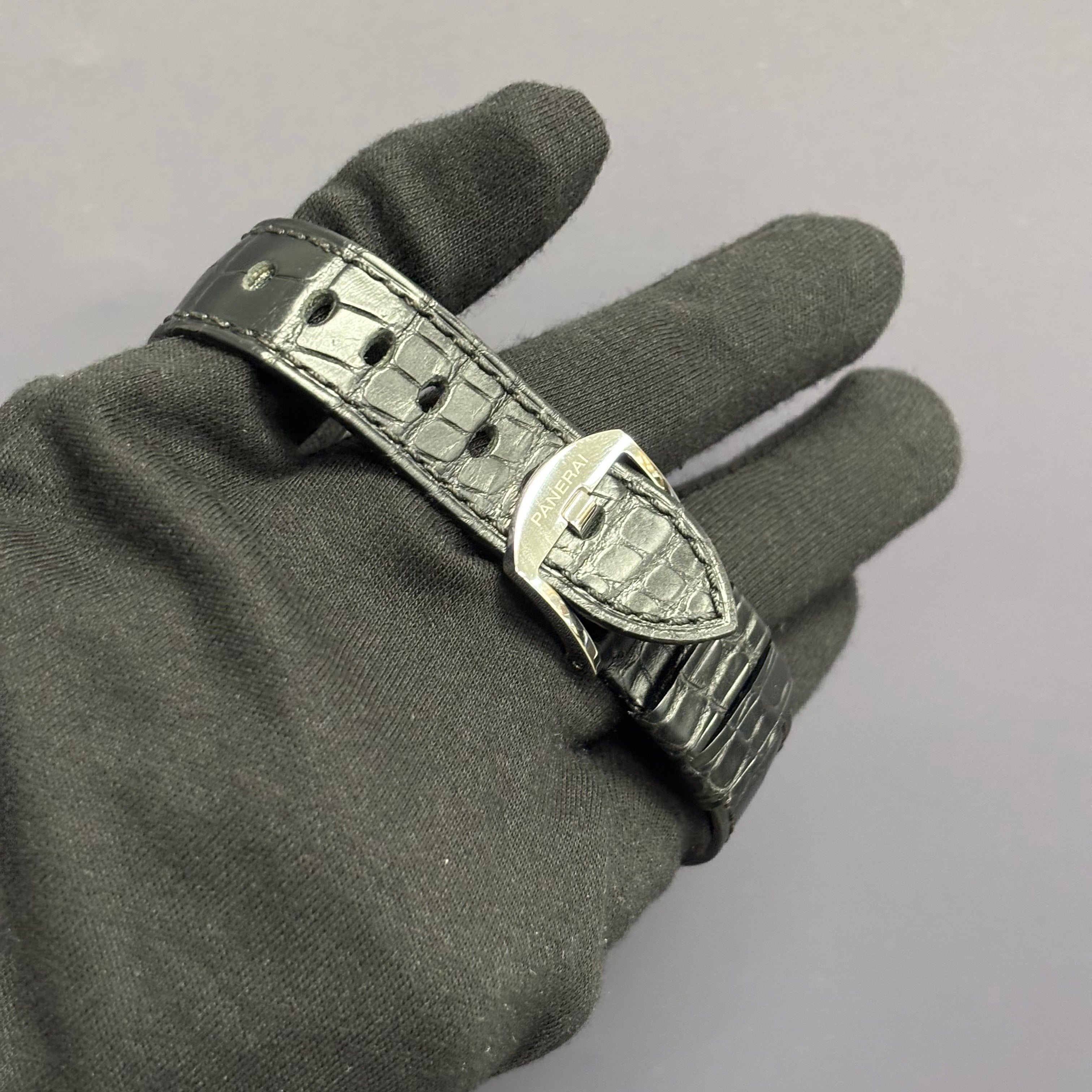 Panerai Luminor 42mm Black Dial Watch Ref# PAM00676 - Happy Jewelers Fine Jewelry Lifetime Warranty