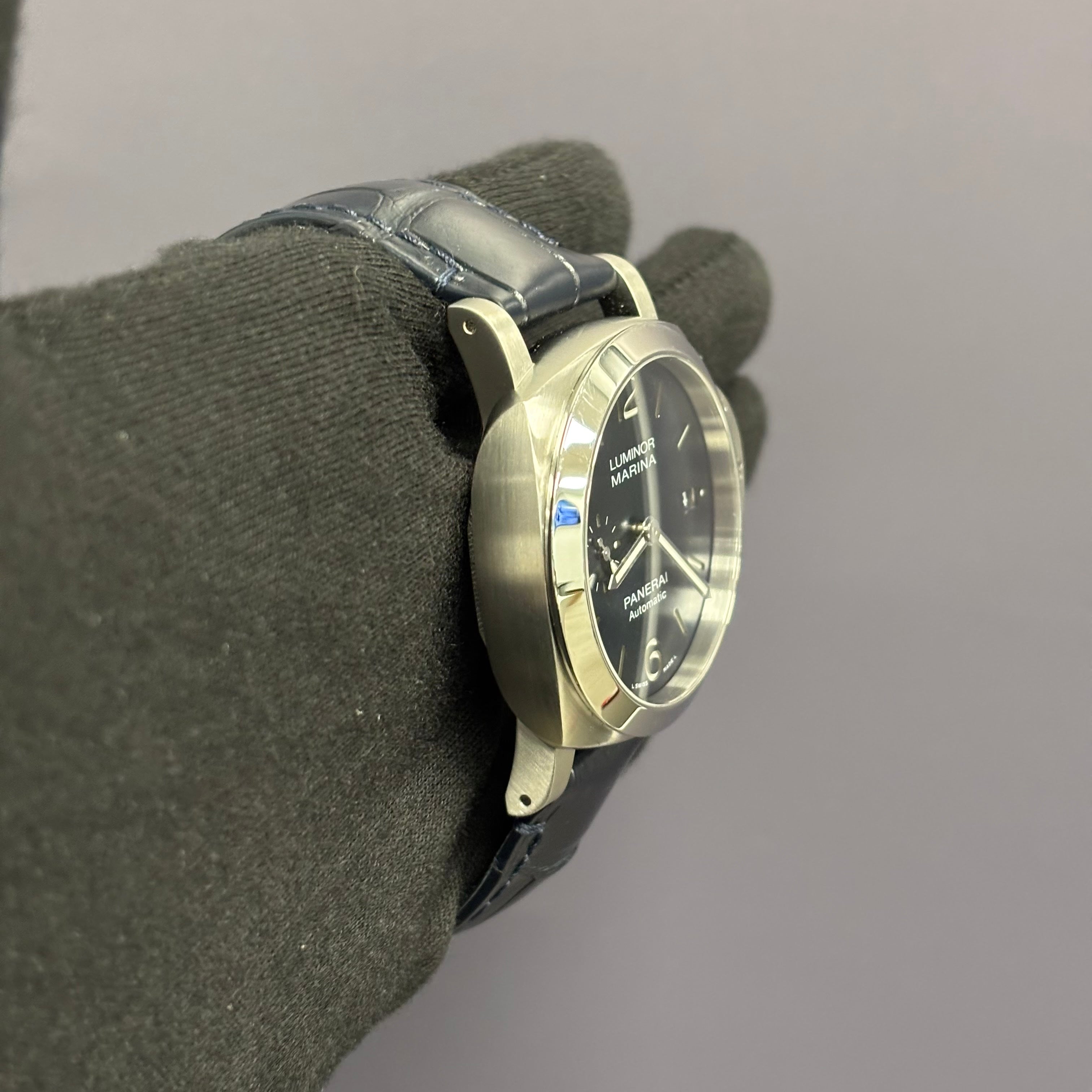 Panerai Luminor 40mm Blue Dial Watch Ref# PAM01370 - Happy Jewelers Fine Jewelry Lifetime Warranty