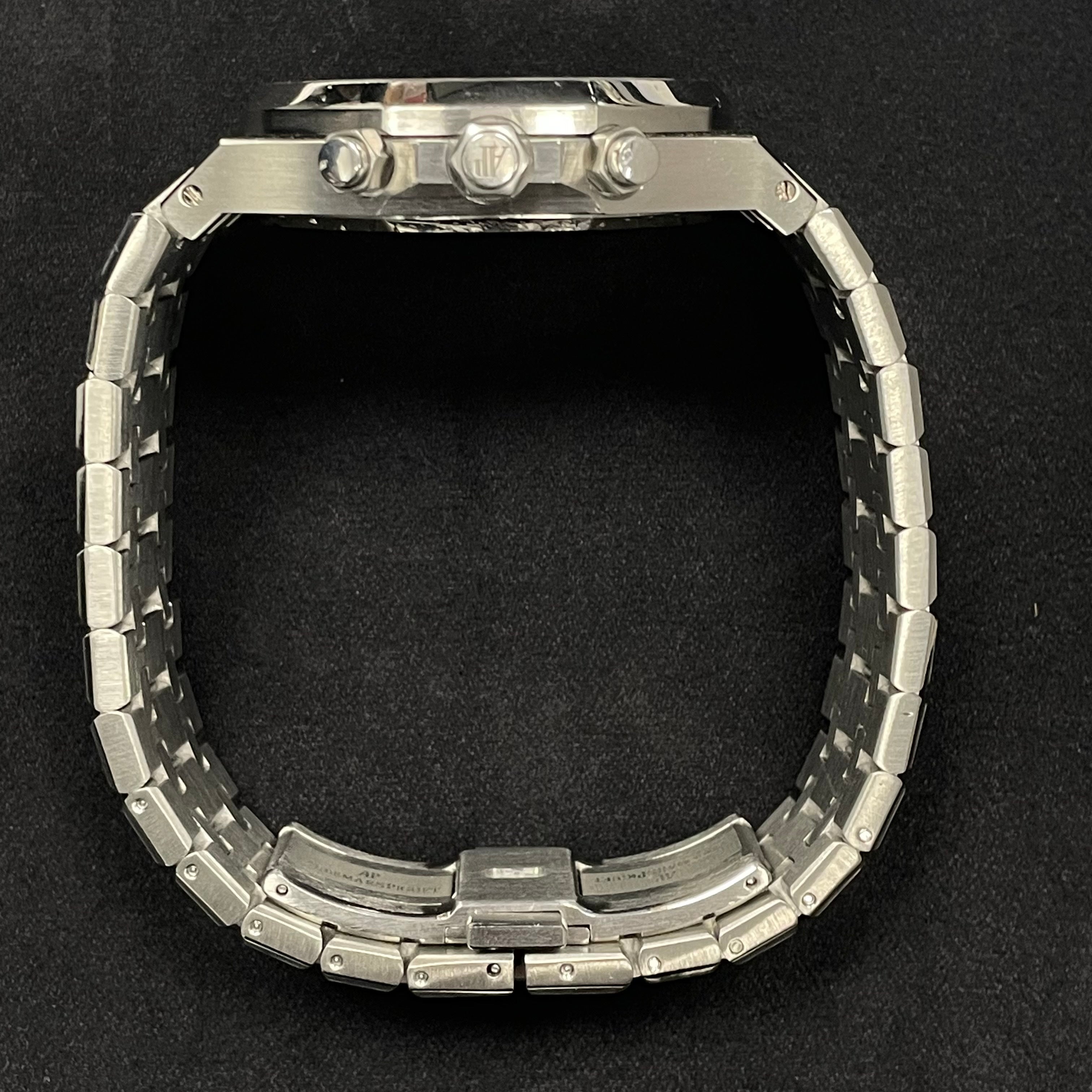 Audemars Piguet Royal Oak 39mm Blue Dial Watch Ref# 26300ST.OO.1110ST.07 - Happy Jewelers Fine Jewelry Lifetime Warranty