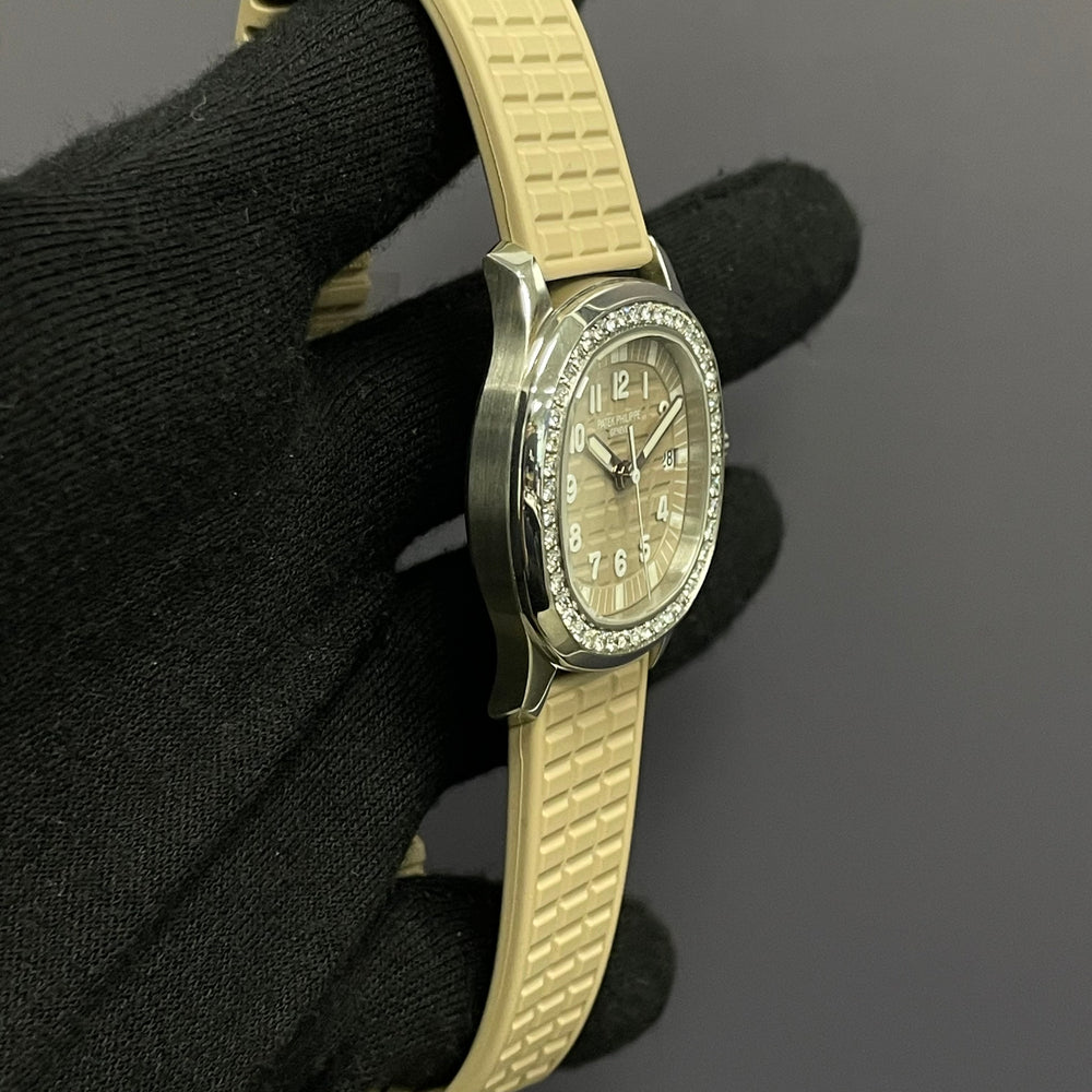 Patek Philippe Aquanaut 35mm Beige Dial Watch Ref# 5067A-020