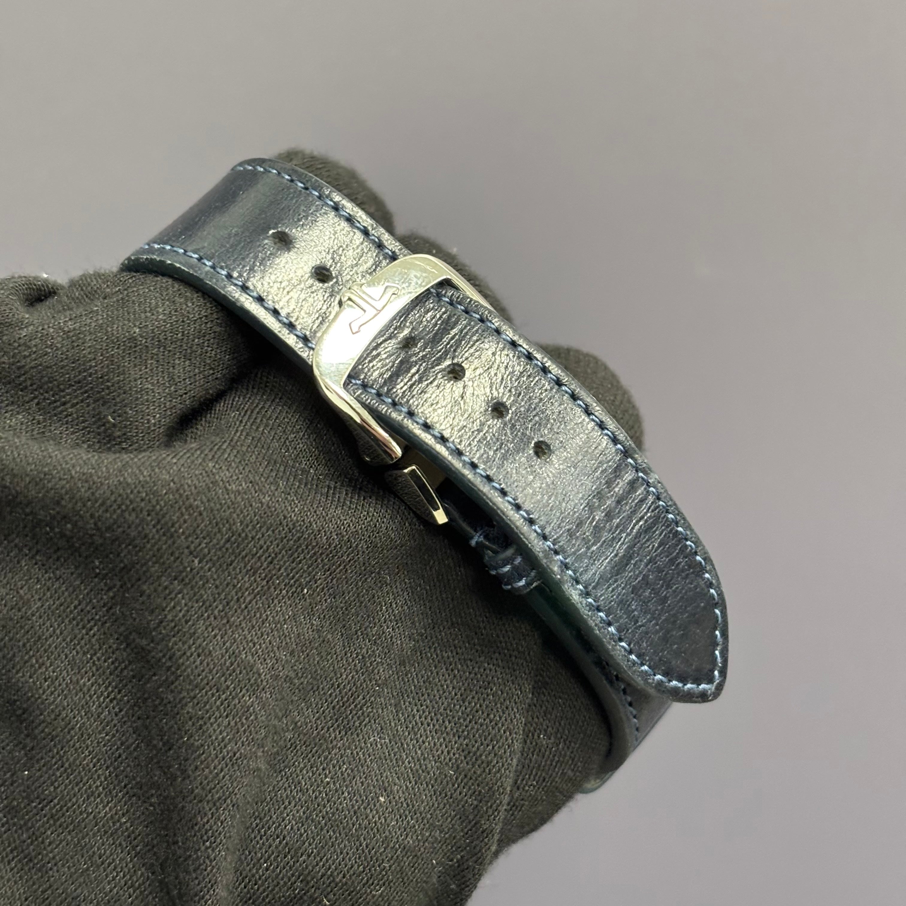 Jaeger-LeCoultre Reverso 28mm Blue Dial Ref# Q3988482 - Happy Jewelers Fine Jewelry Lifetime Warranty