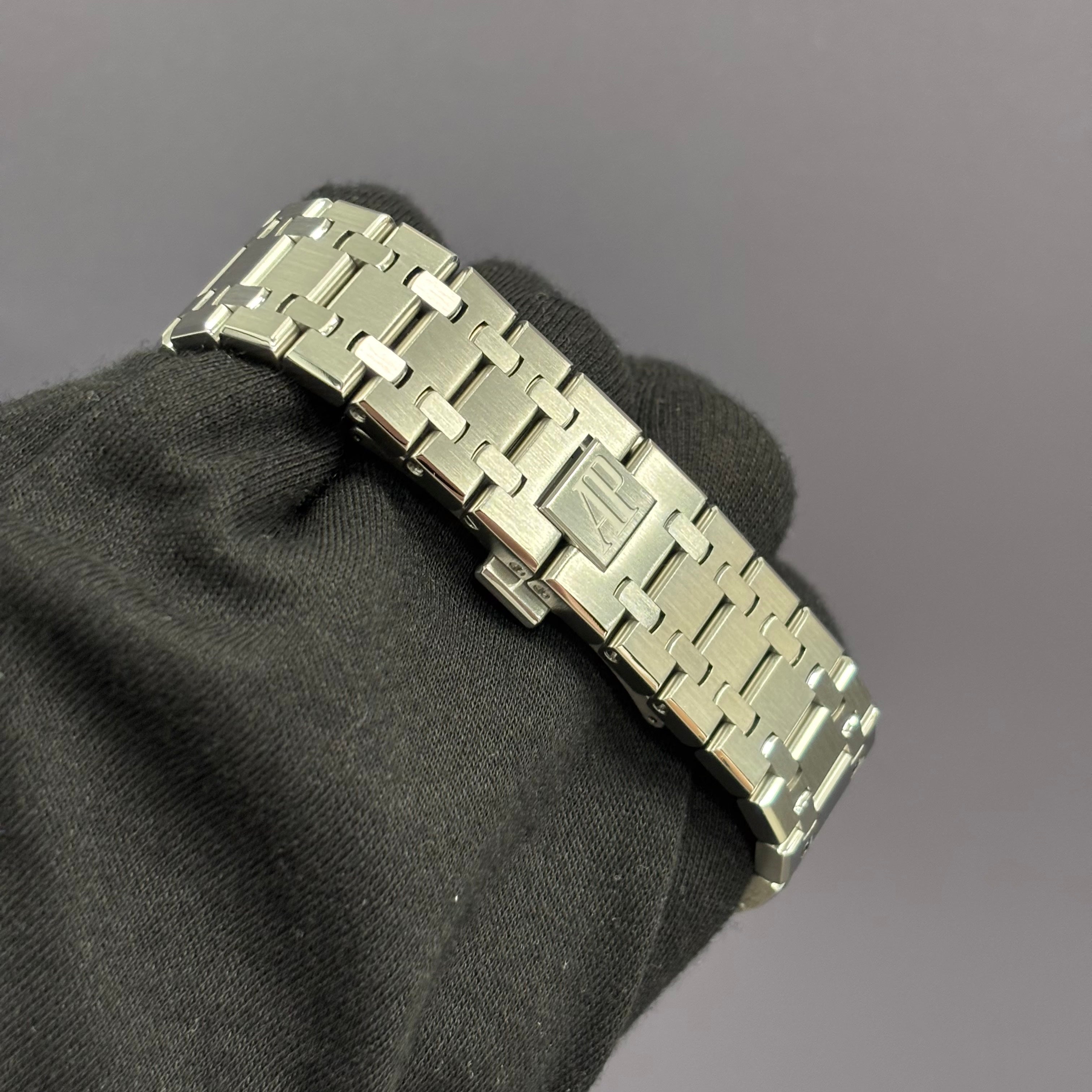 Audemars Piguet Royal Oak 41mm Blue Dial Ref# 15400ST.OO.1220ST.03 - Happy Jewelers Fine Jewelry Lifetime Warranty