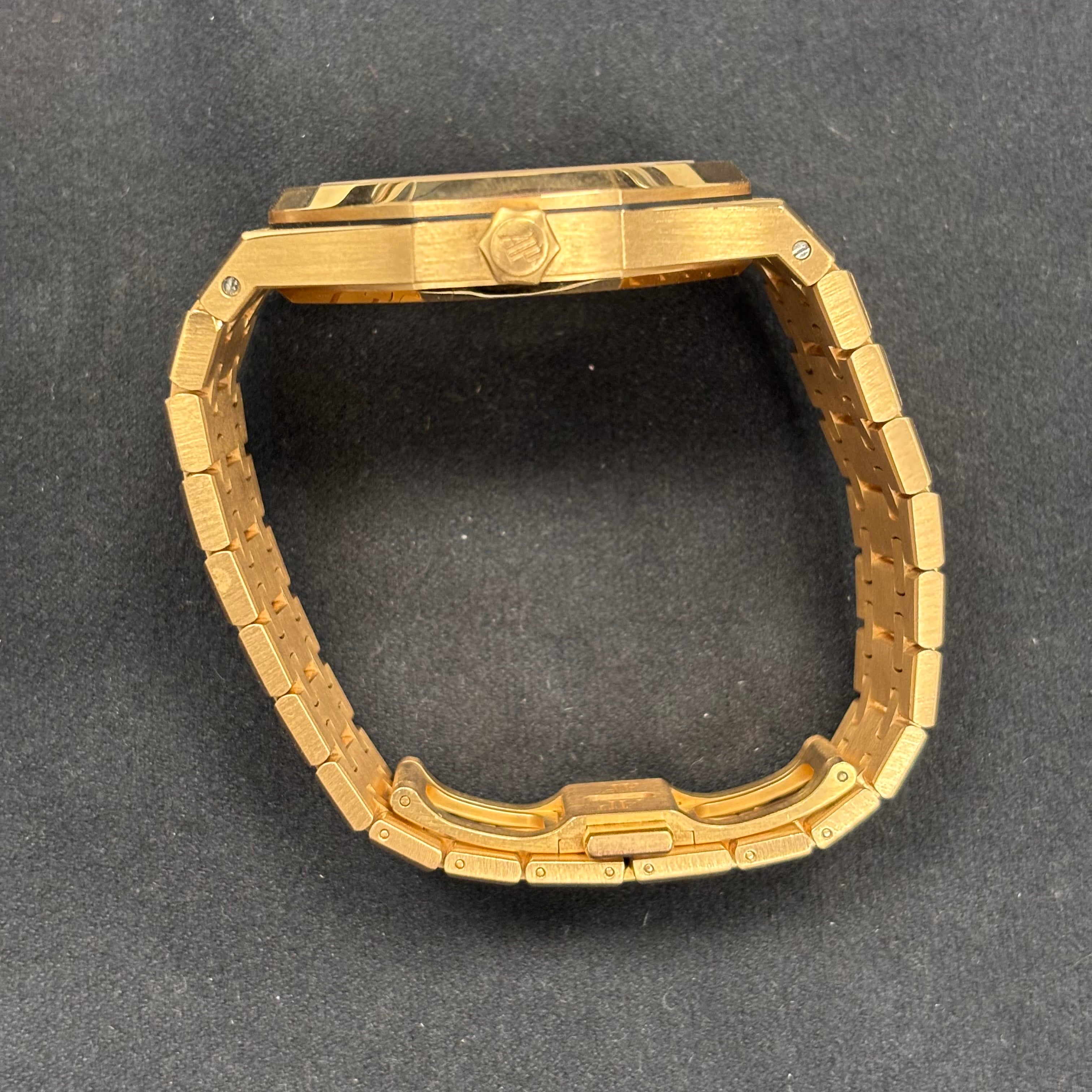 Audemars Piguet Royal Oak 41mm Black Dial Watch Ref# 15400OR.OO.1220OR.01 - Happy Jewelers Fine Jewelry Lifetime Warranty