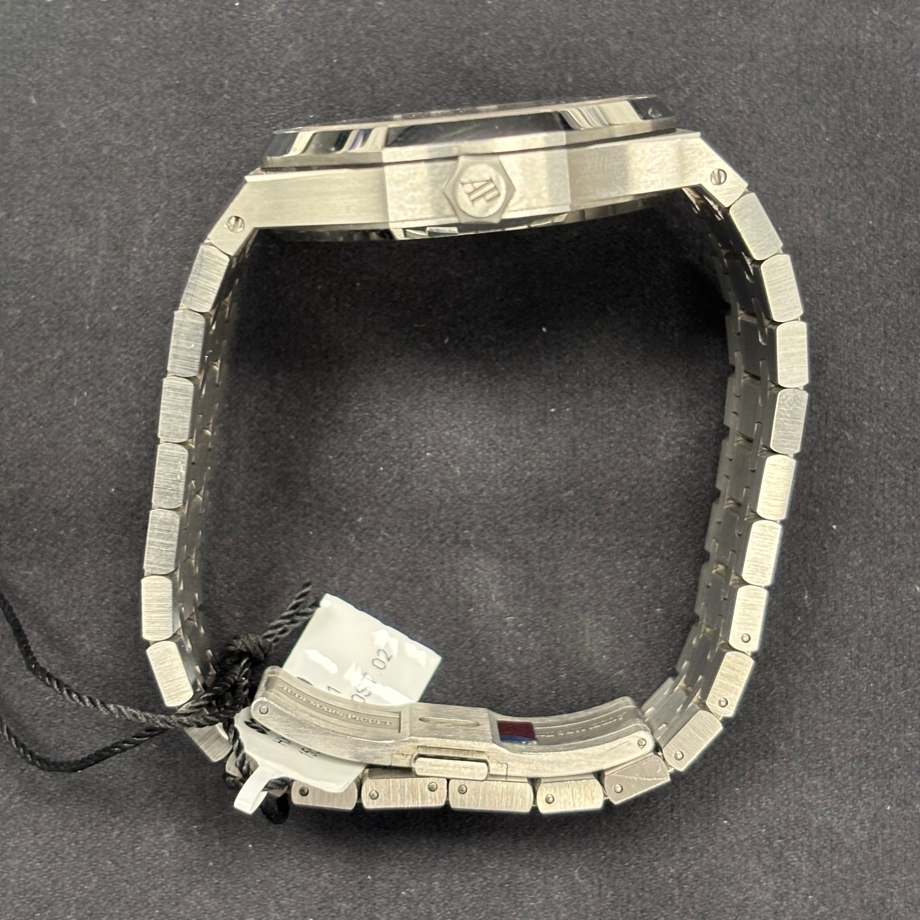 Audemars Piguet Royal Oak 41mm Grey Dial Watch Ref# 15500ST.OO.1220ST.02 - Happy Jewelers Fine Jewelry Lifetime Warranty