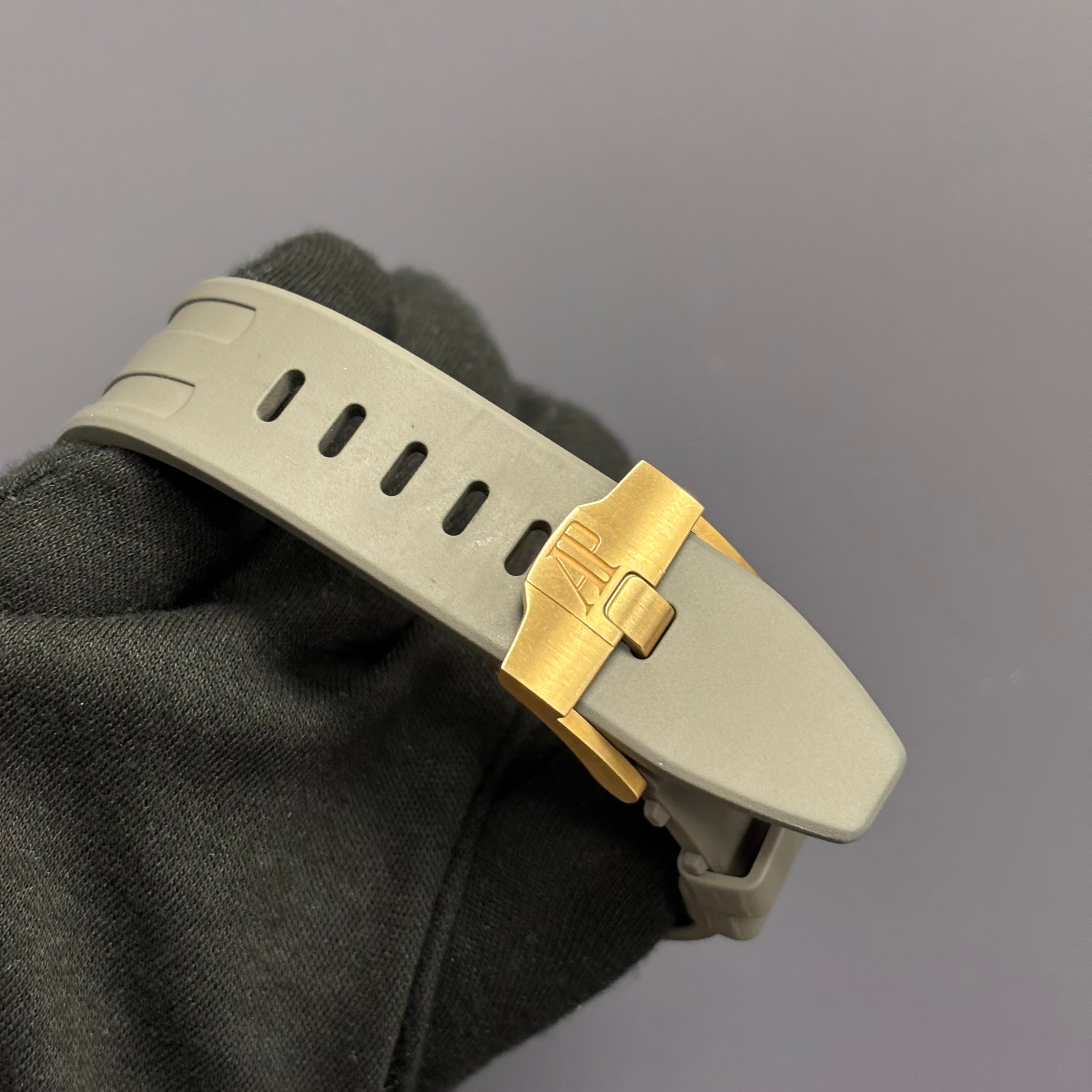 Audemars Piguet Royal Oak 42mm Grey Dial Watch Ref# 26470OR.OO.A125CR.01 - Happy Jewelers Fine Jewelry Lifetime Warranty