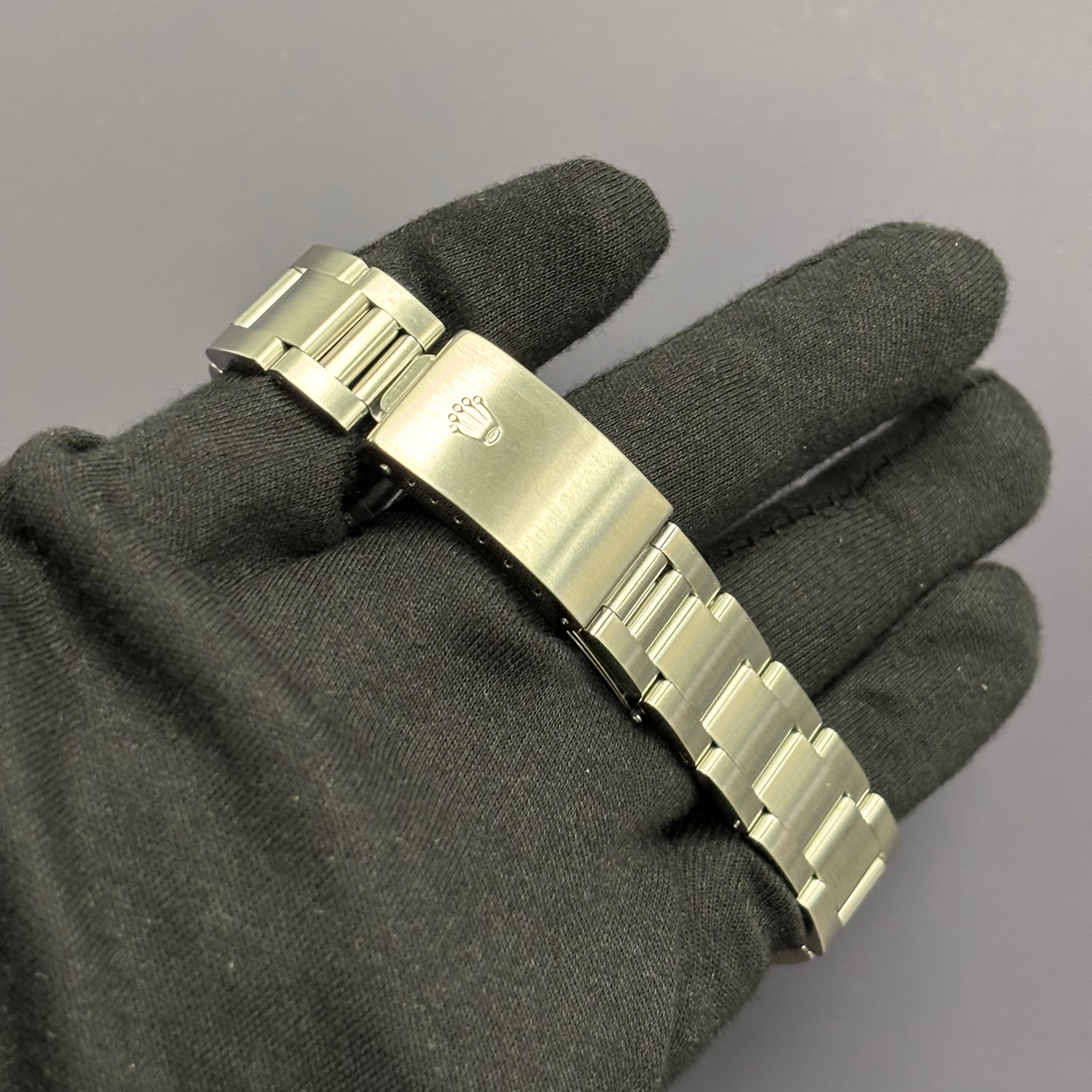 Rolex Datejust 36mm Black Dial Watch Ref# 16220 - Happy Jewelers Fine Jewelry Lifetime Warranty