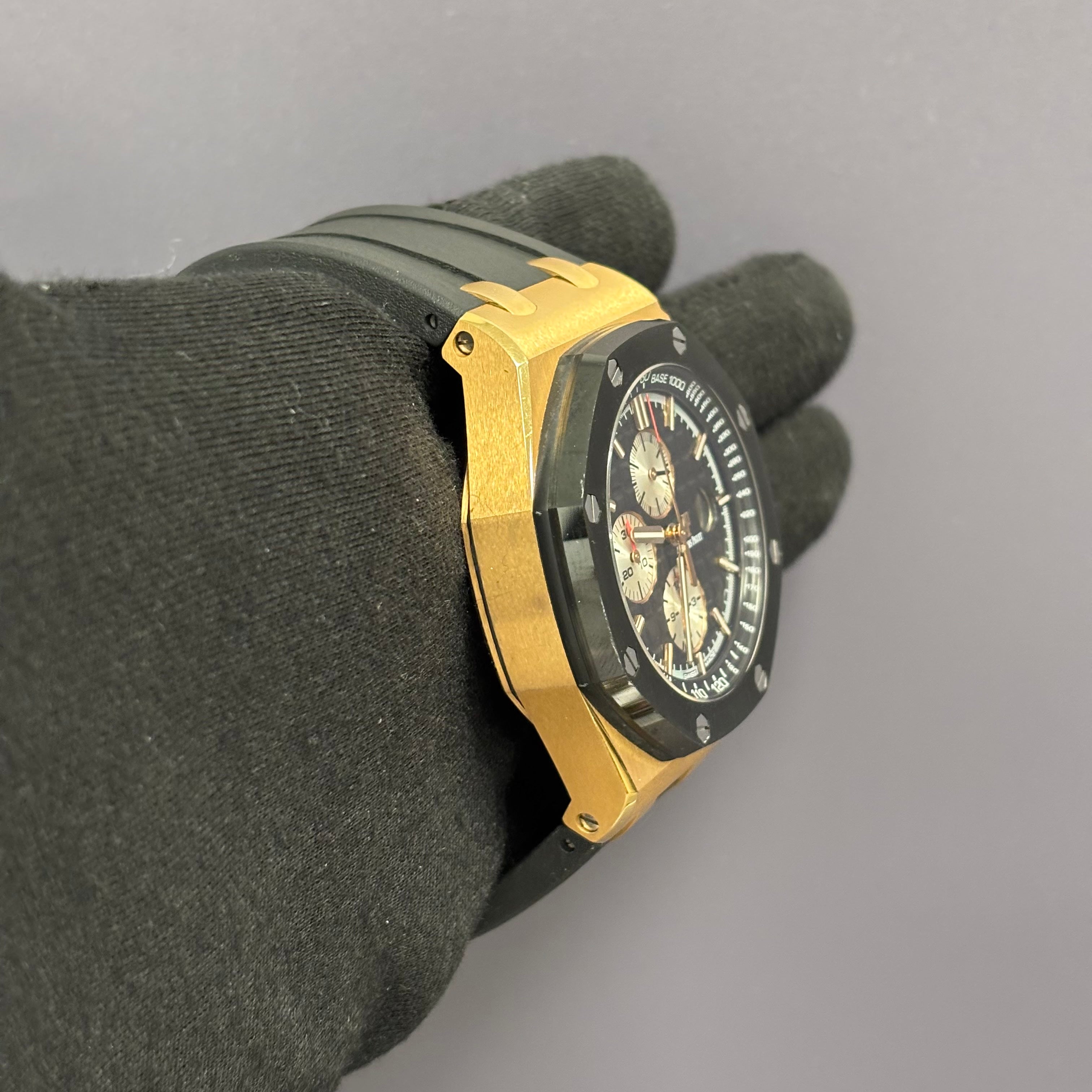 Audemars Piguet Royal Oak 44mm Black Dial Watch Ref# 26400RO.OO.A002CA.01 - Happy Jewelers Fine Jewelry Lifetime Warranty