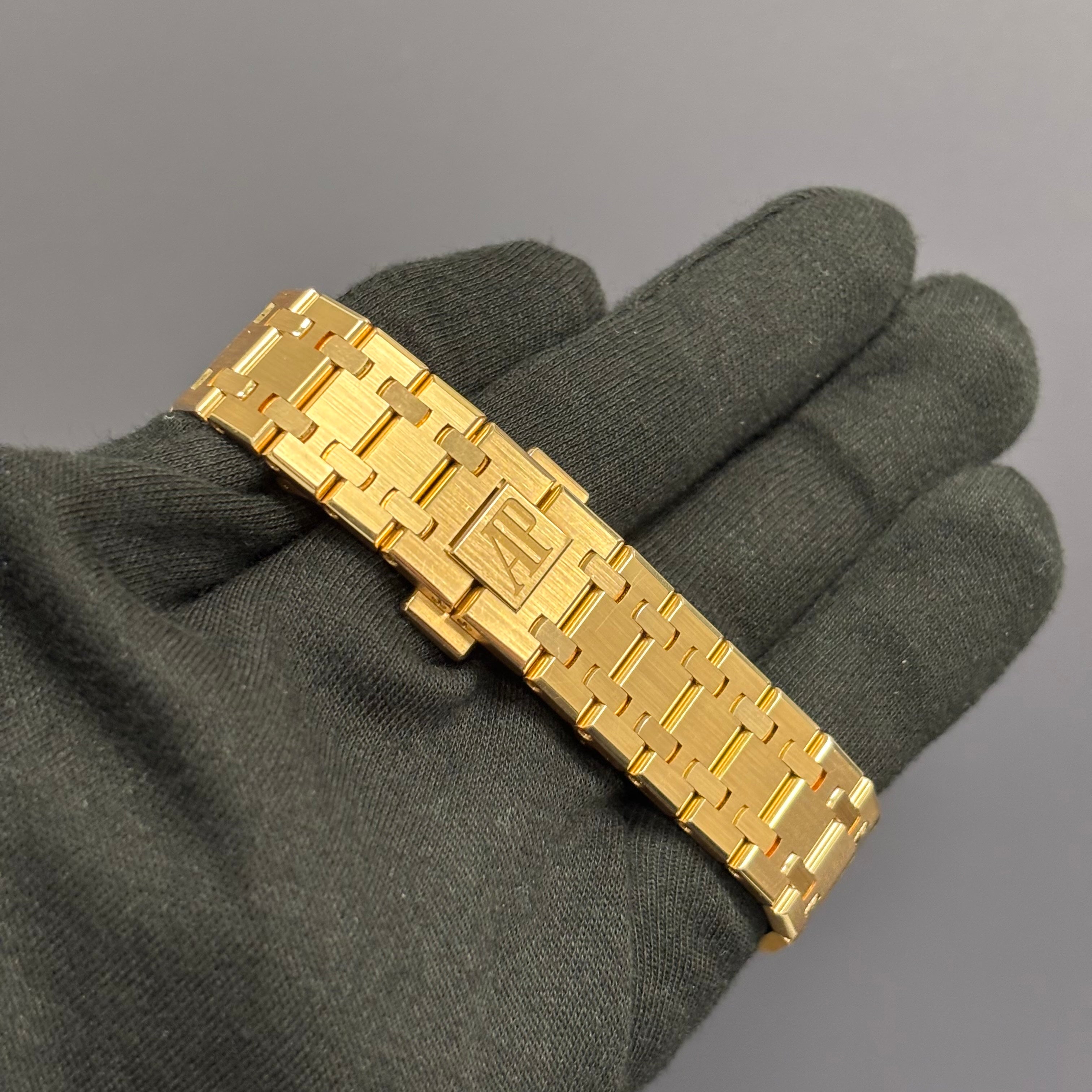 Audemars Piguet Royal Oak 34mm Silver Dial Watch Ref# 77351OR.ZZ.1261OR.01 - Happy Jewelers Fine Jewelry Lifetime Warranty