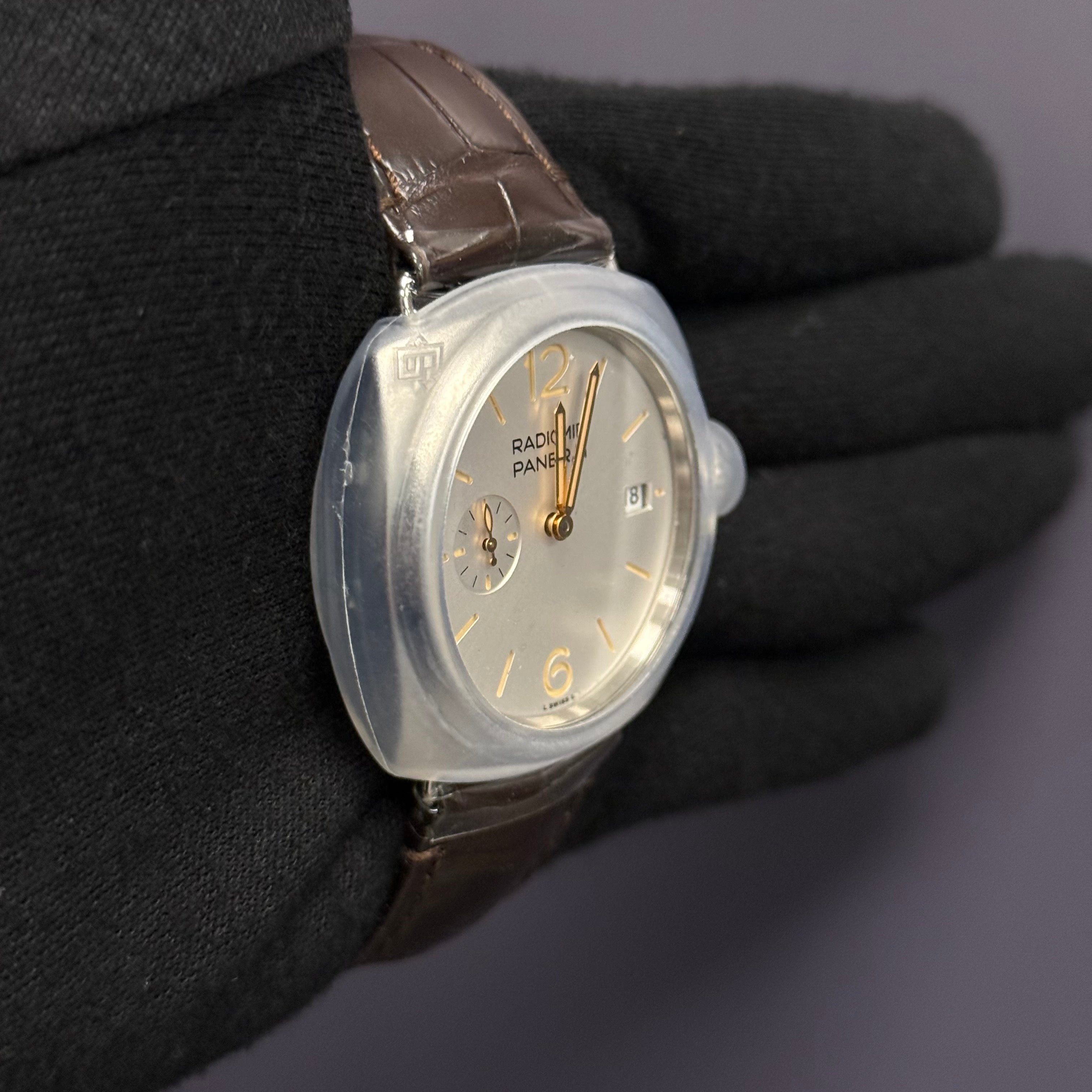 Panerai Radiomir Quaranta 40mm Silver Dial Watch Ref# PAM01292 - Happy Jewelers Fine Jewelry Lifetime Warranty