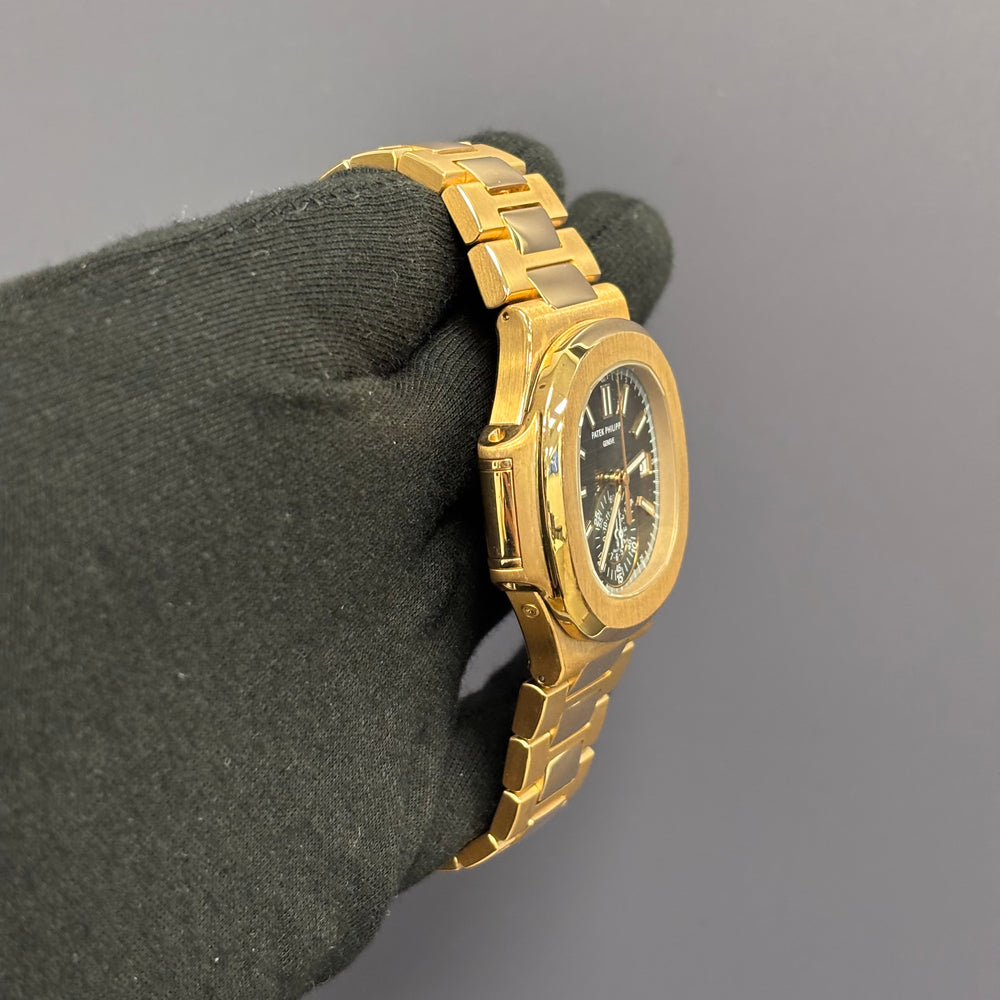 Patek Philippe Nautilus 40.5mm Grey Dial Watch Ref# 5980/1R-001