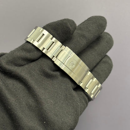 Rolex Oyster Perpetual 36mm Silver Dial Watch Ref# 116000 - Happy Jewelers Fine Jewelry Lifetime Warranty