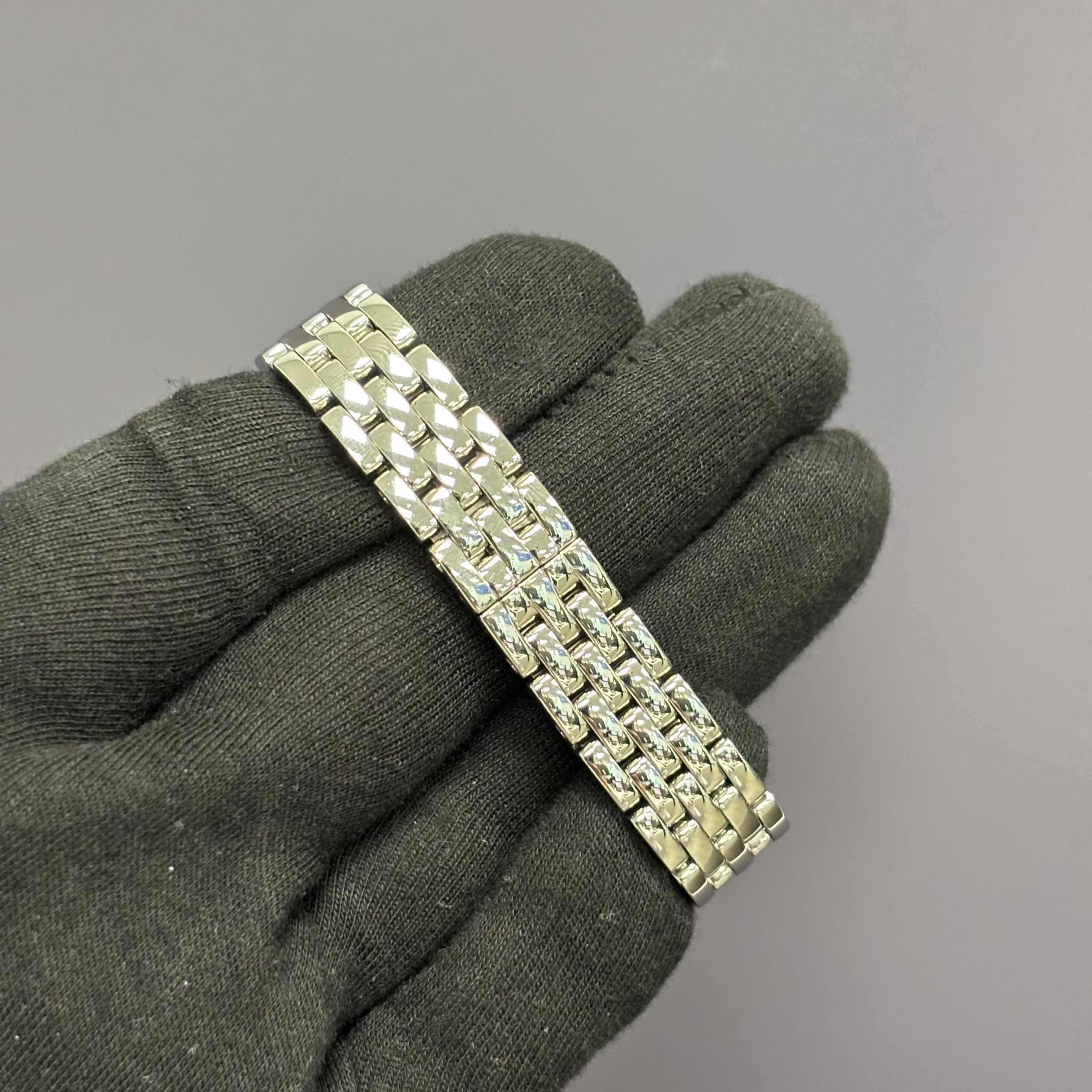 Cartier Panthere 22mm White Dial Watch Ref# WSPN0006 - Happy Jewelers Fine Jewelry Lifetime Warranty