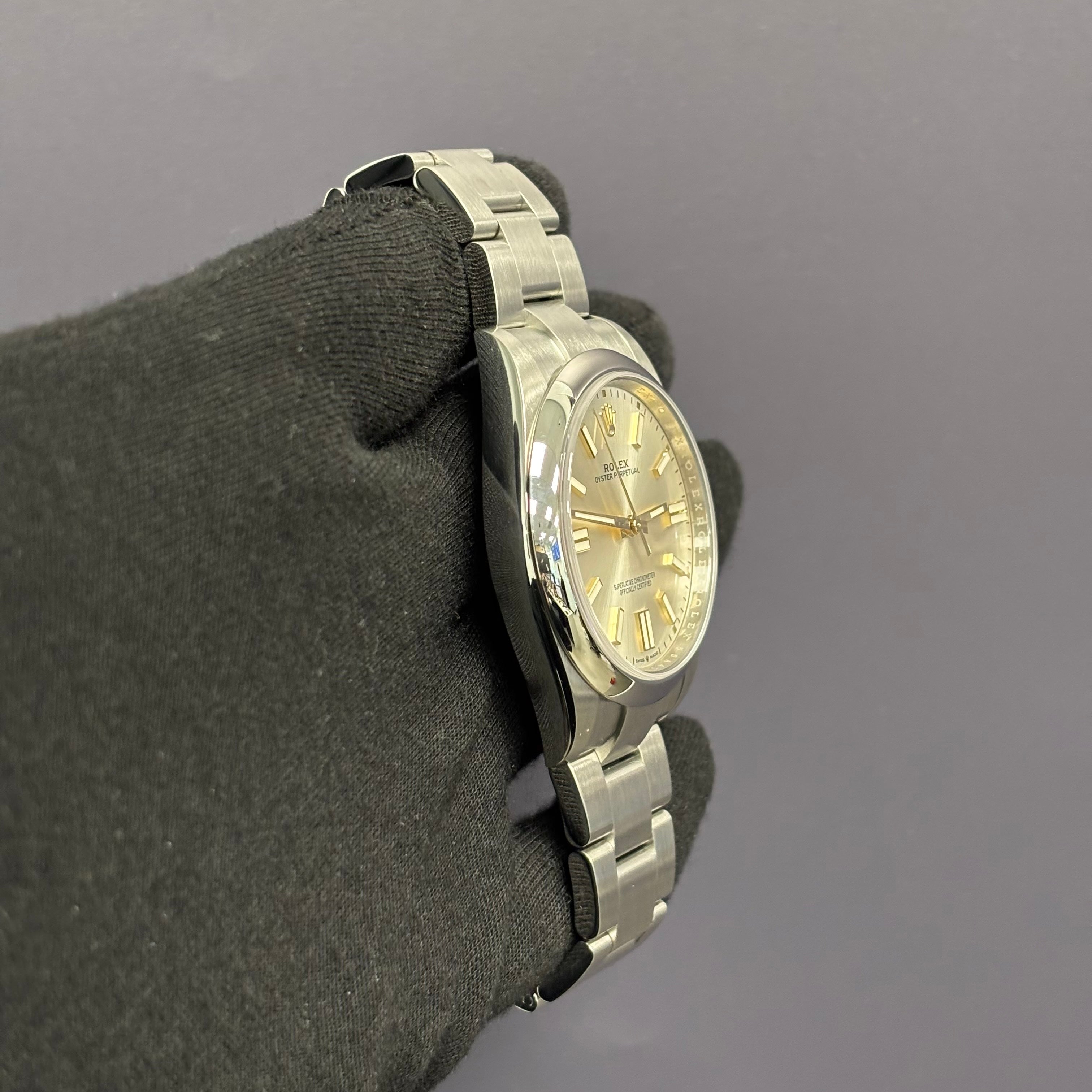 Rolex Oyster Perpetual 41mm Silver Dial Watch Ref# 124300 - Happy Jewelers Fine Jewelry Lifetime Warranty