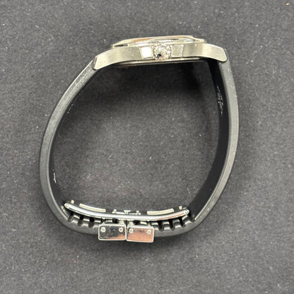 Patek Philippe Aquanaut 26mm Black Dial Watch Ref# 4960A-010 - Happy Jewelers Fine Jewelry Lifetime Warranty