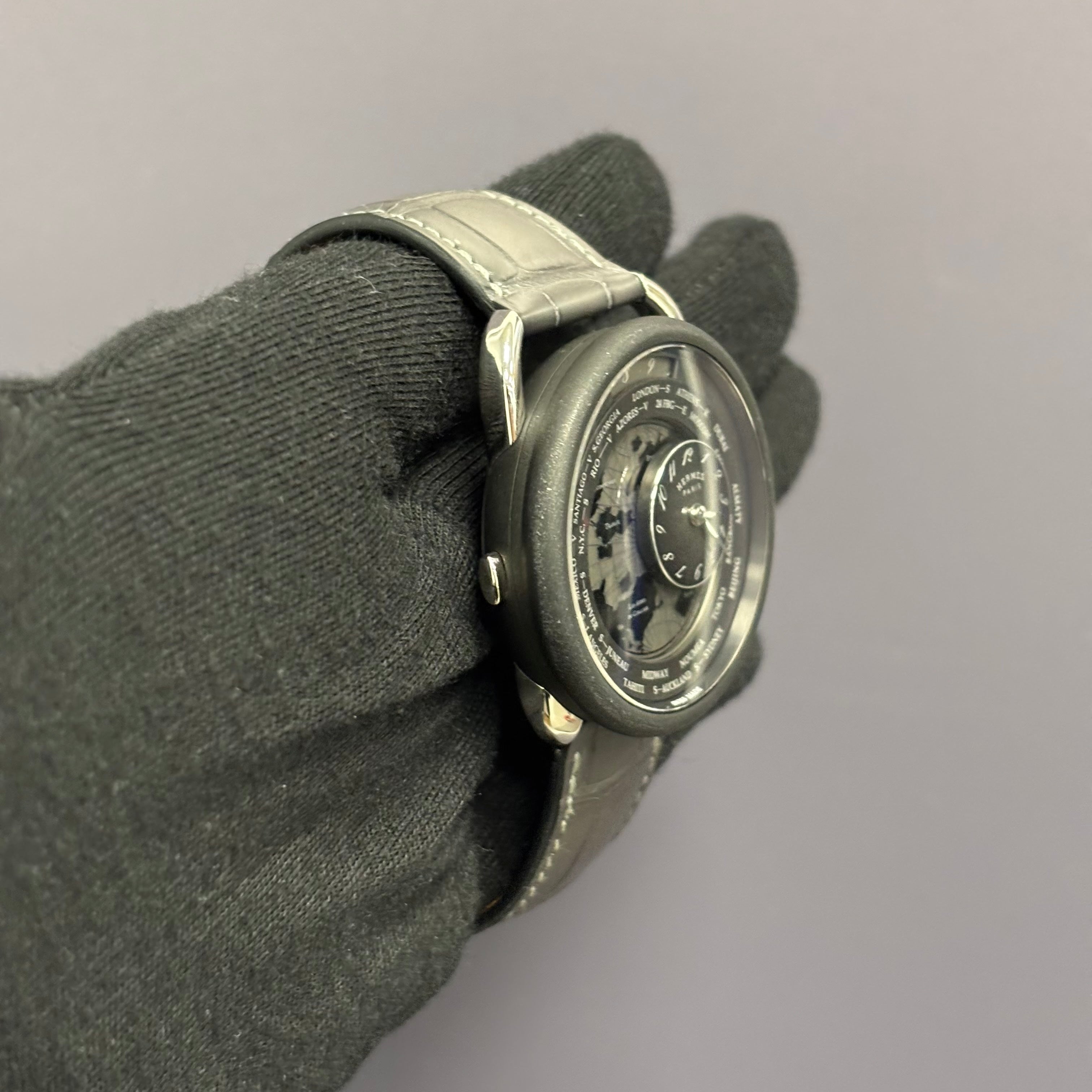 Hermes Arceau Le Temps 41mm Black Dial Watch Ref# AR10.741 – Happy