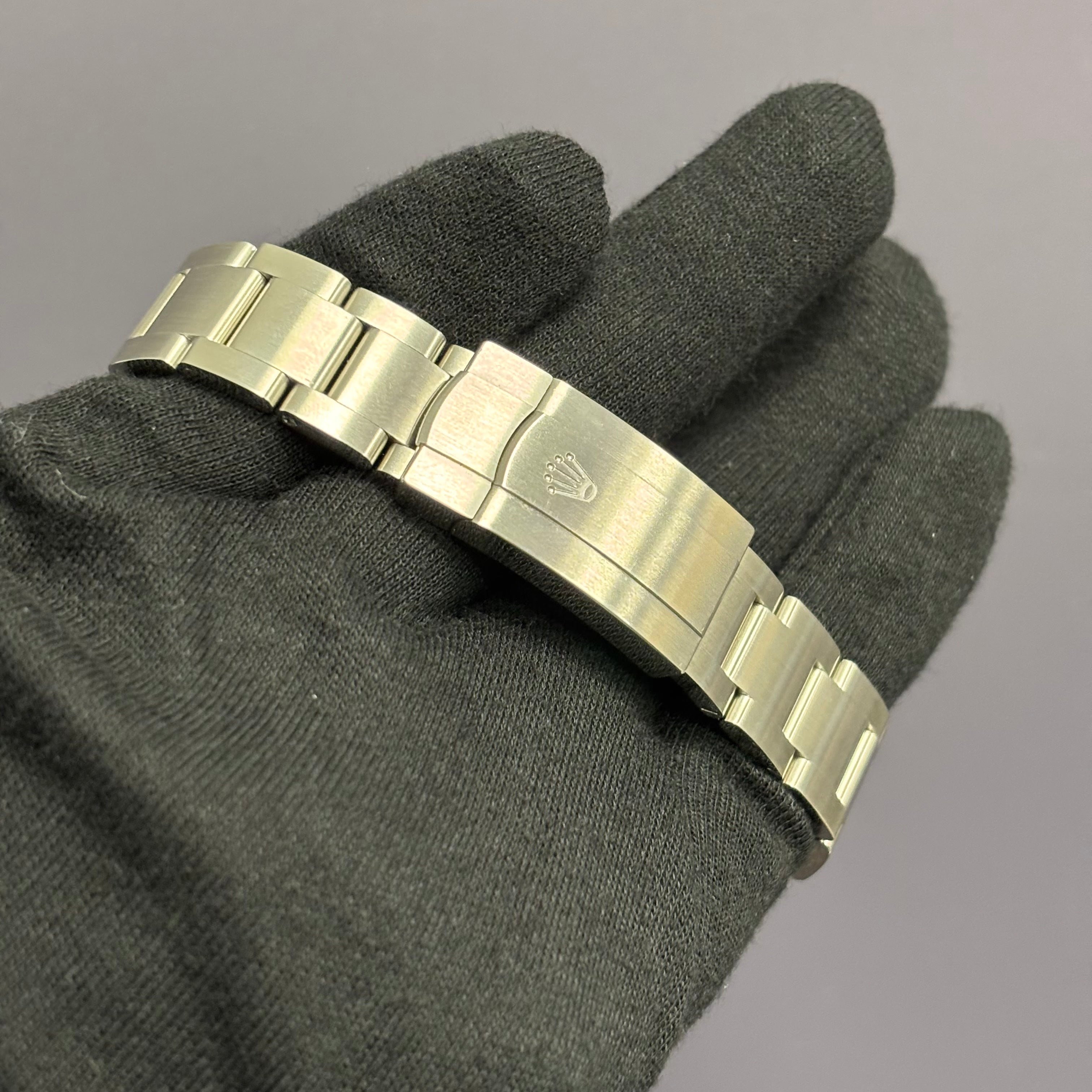 Rolex Oyster Perpetual 36mm Blue Dial Watch Ref# 126000 - Happy Jewelers Fine Jewelry Lifetime Warranty