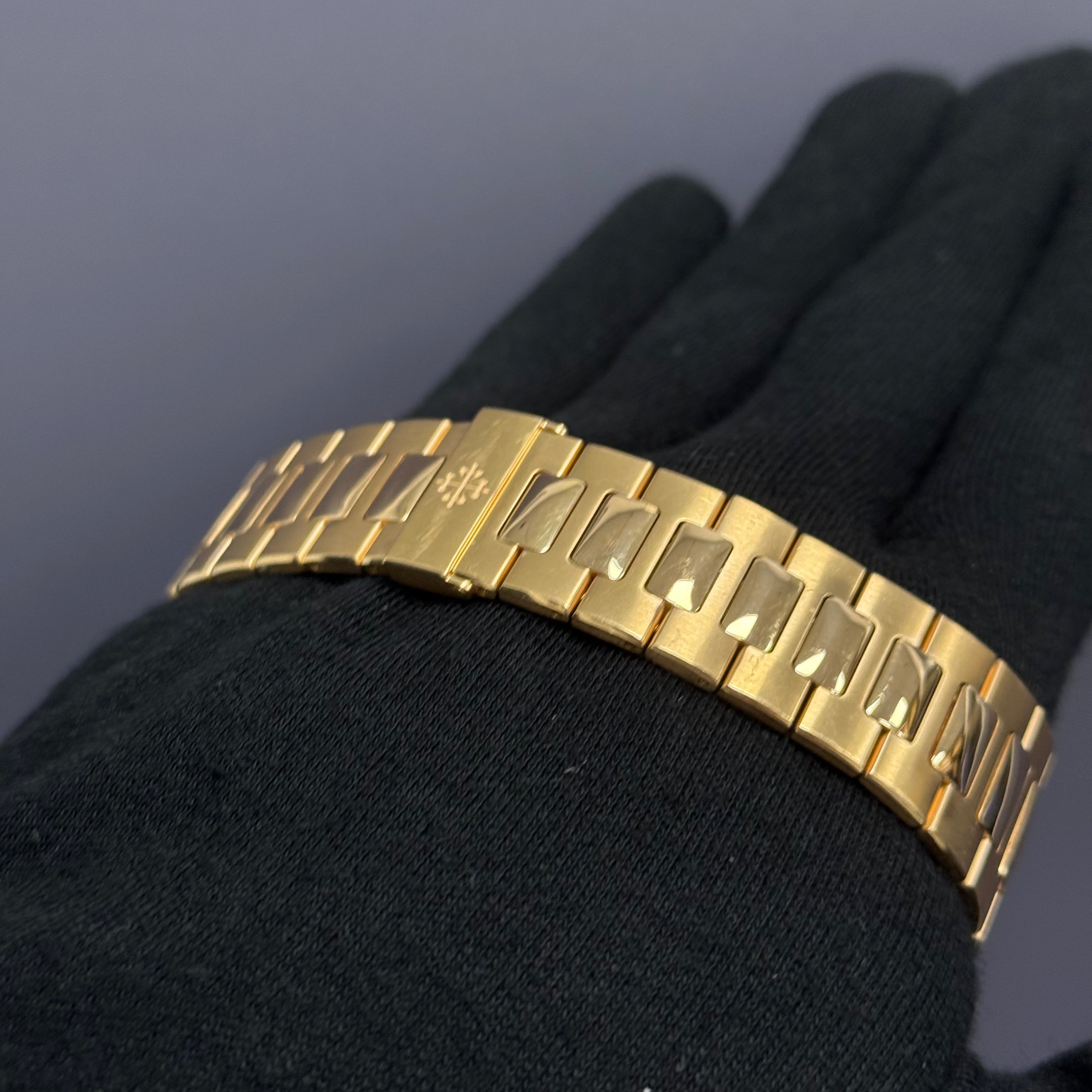 Patek Philippe Nautilus 40.5mm Grey Dial Watch Ref# 5980/1R-001 - Happy Jewelers Fine Jewelry Lifetime Warranty