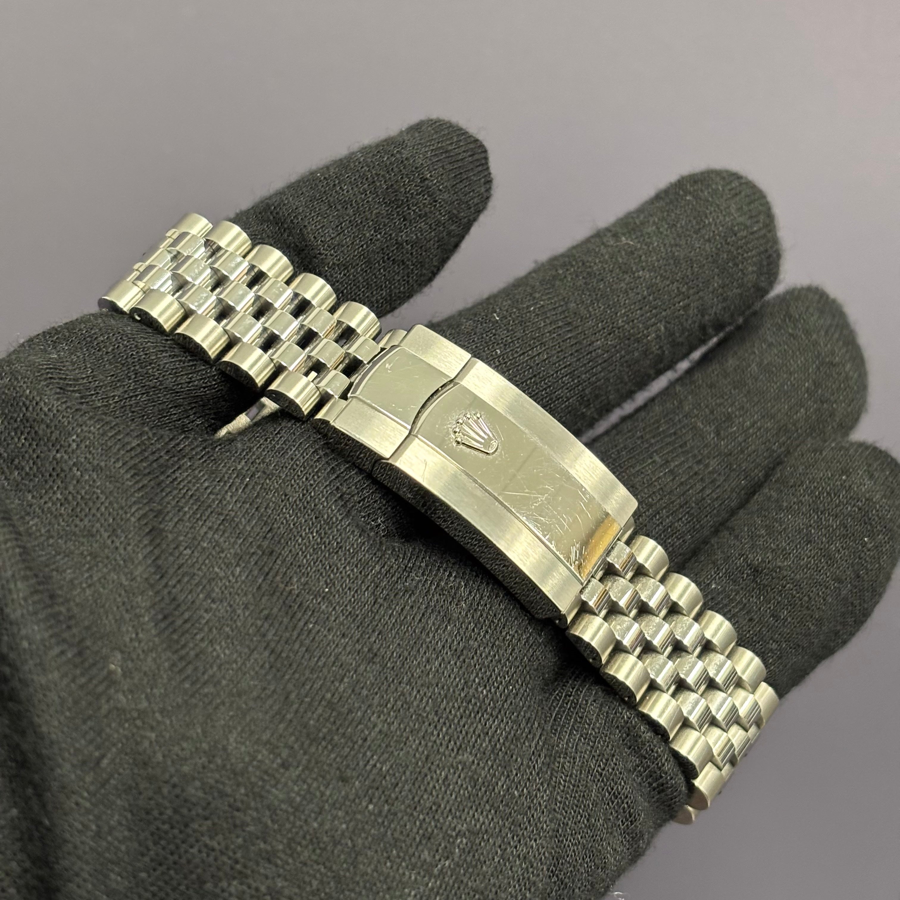 Rolex Datejust 36mm Silver Dial Watch Ref# 126234 - Happy Jewelers Fine Jewelry Lifetime Warranty