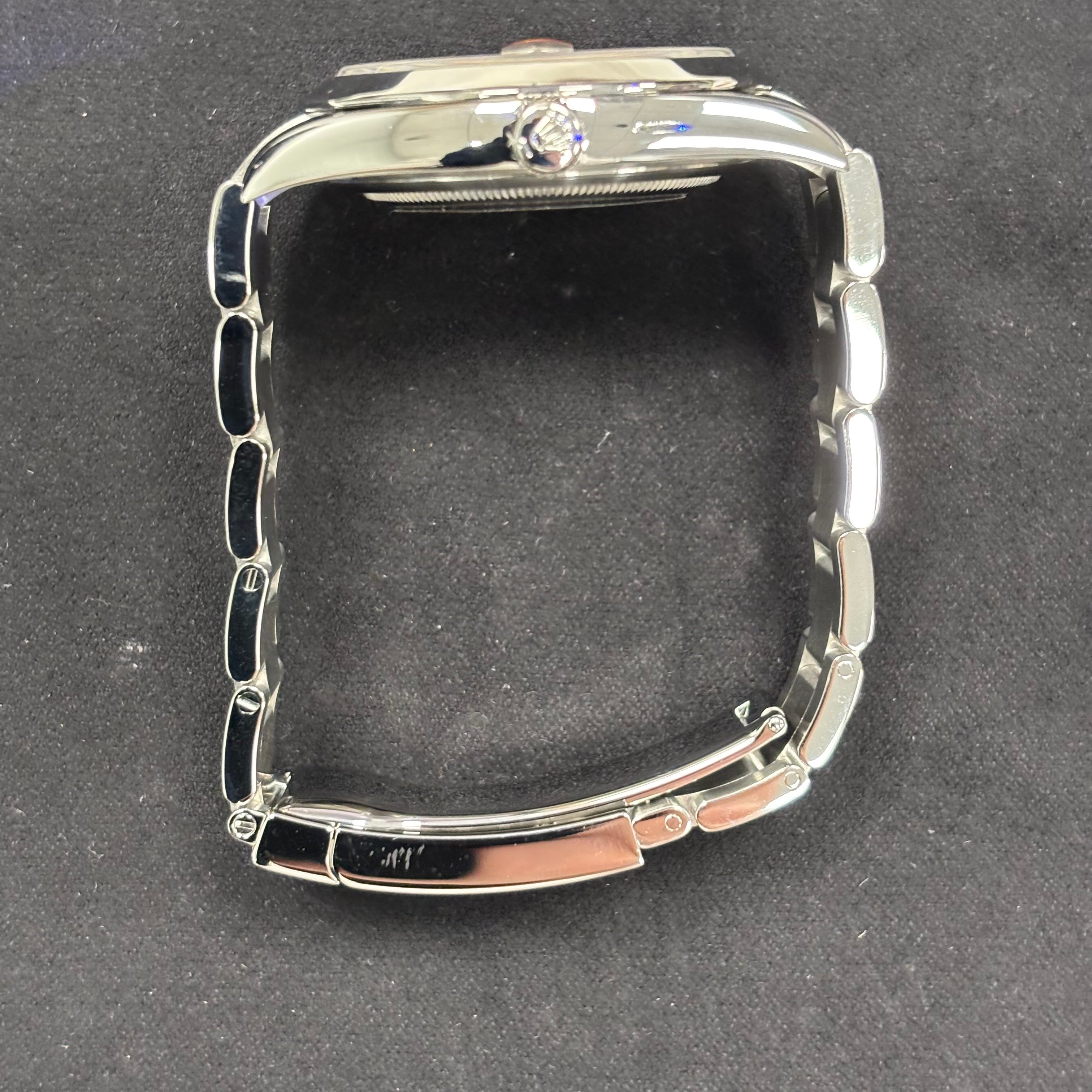 Rolex Datejust 41mm Black Dial Watch Ref# 126300 - Happy Jewelers Fine Jewelry Lifetime Warranty