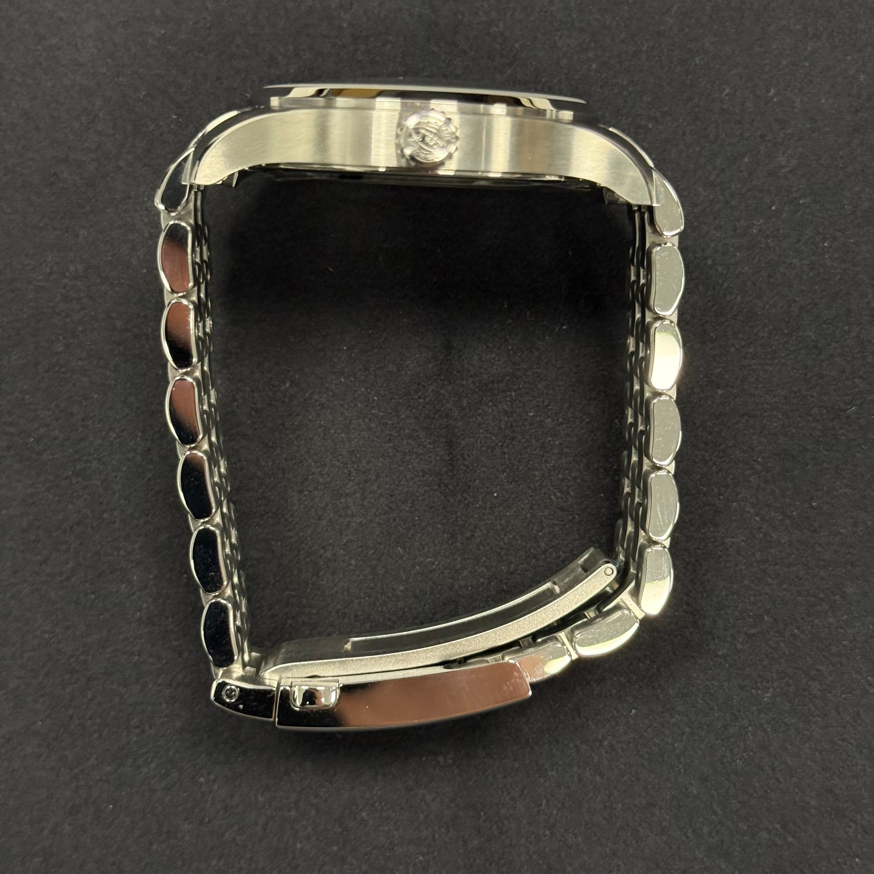 IWC Pilot's 40mm Green Dial Watch Ref# IW328206 - Happy Jewelers Fine Jewelry Lifetime Warranty