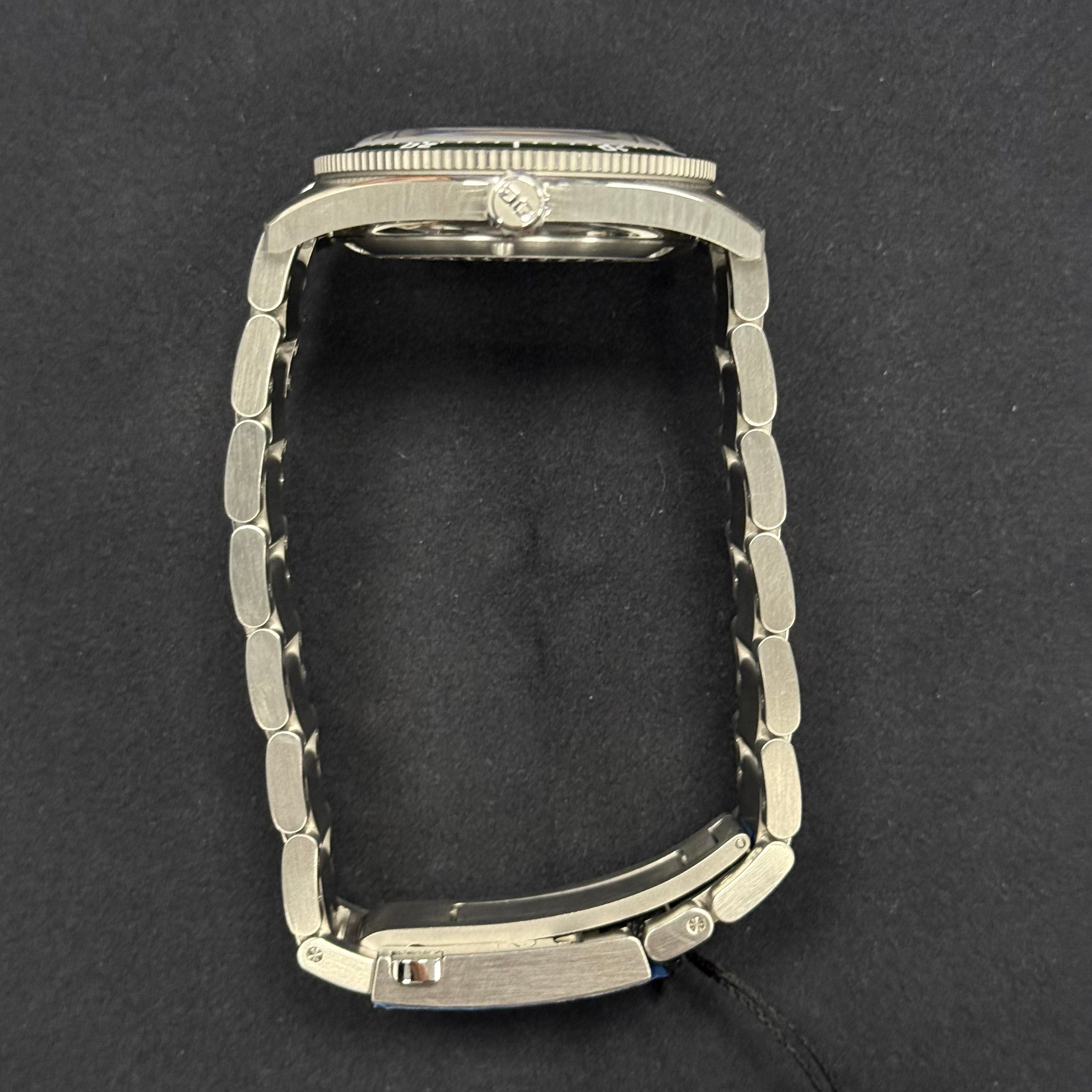 Glashutte Sea Q 39.5mm Green Dial Watch Ref# 1-39-11-13-83-70 - Happy Jewelers Fine Jewelry Lifetime Warranty