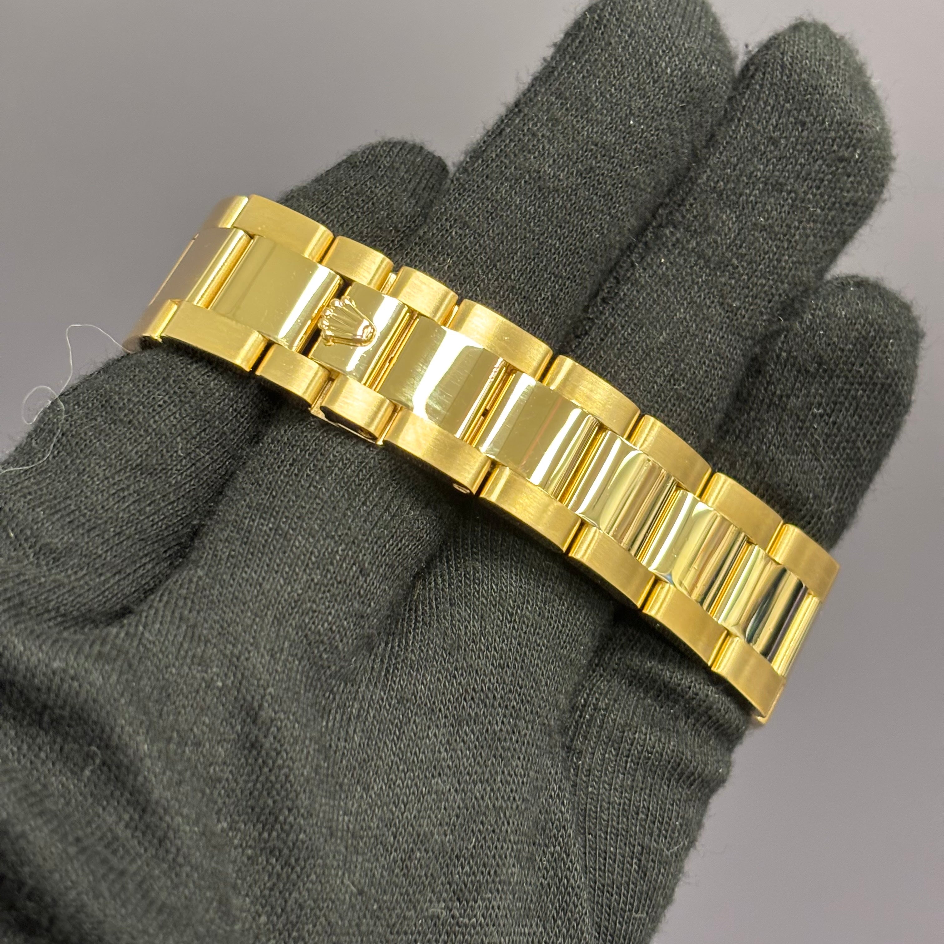 Rolex Day-Date 36mm Champagne Dial Watch Ref# 118208 - Happy Jewelers Fine Jewelry Lifetime Warranty