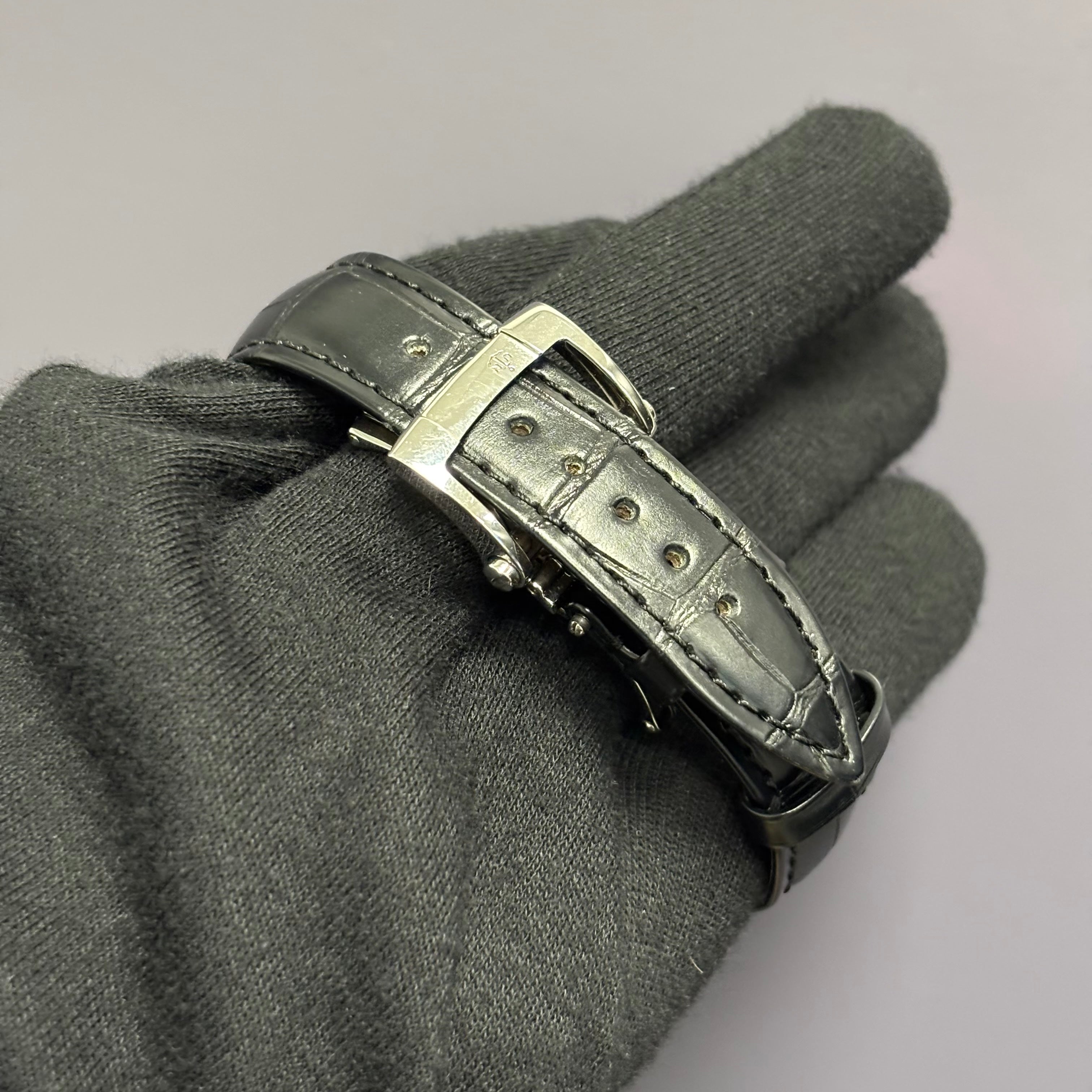 Ulysse Nardin Classico 40mm White Dial Watch Ref# 3203-136-2/E0-42 - Happy Jewelers Fine Jewelry Lifetime Warranty