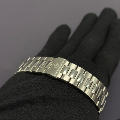 Patek Philippe Nautilus 40mm Grey Dial Watch Ref# 5726/1A-001 - Happy Jewelers Fine Jewelry Lifetime Warranty