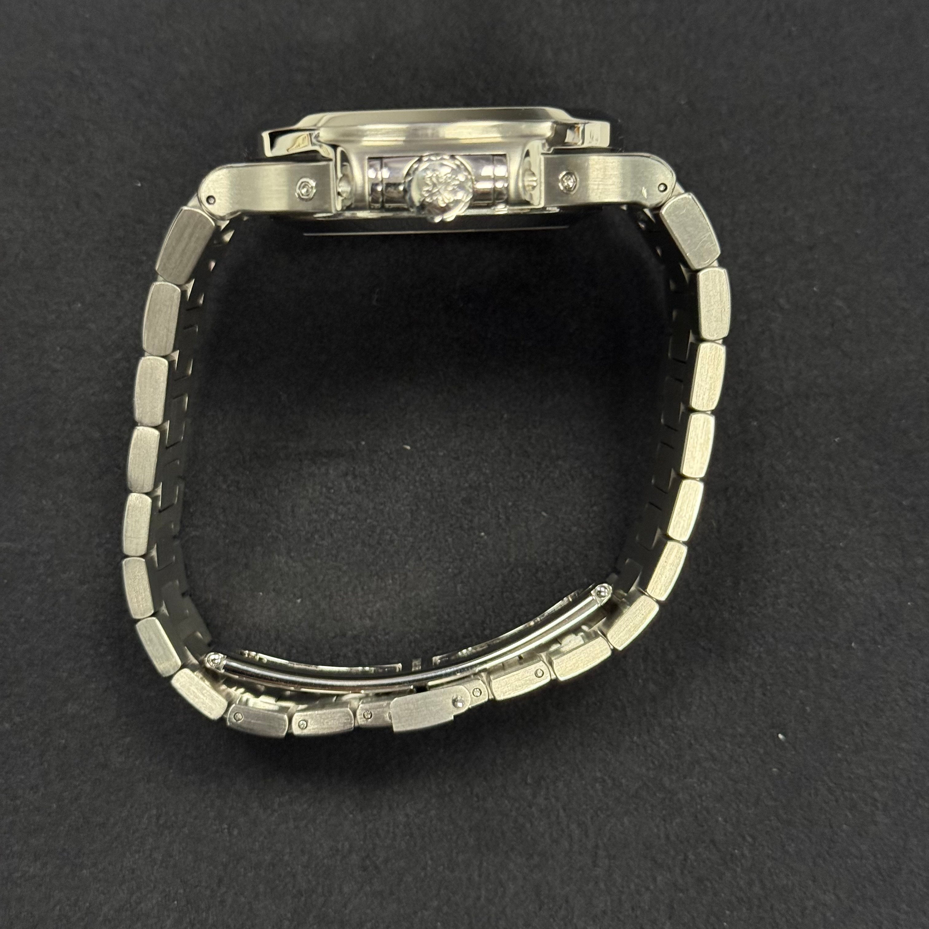 Patek Philippe Nautilus 40mm Grey Dial Watch Ref# 5726/1A-001 - Happy Jewelers Fine Jewelry Lifetime Warranty