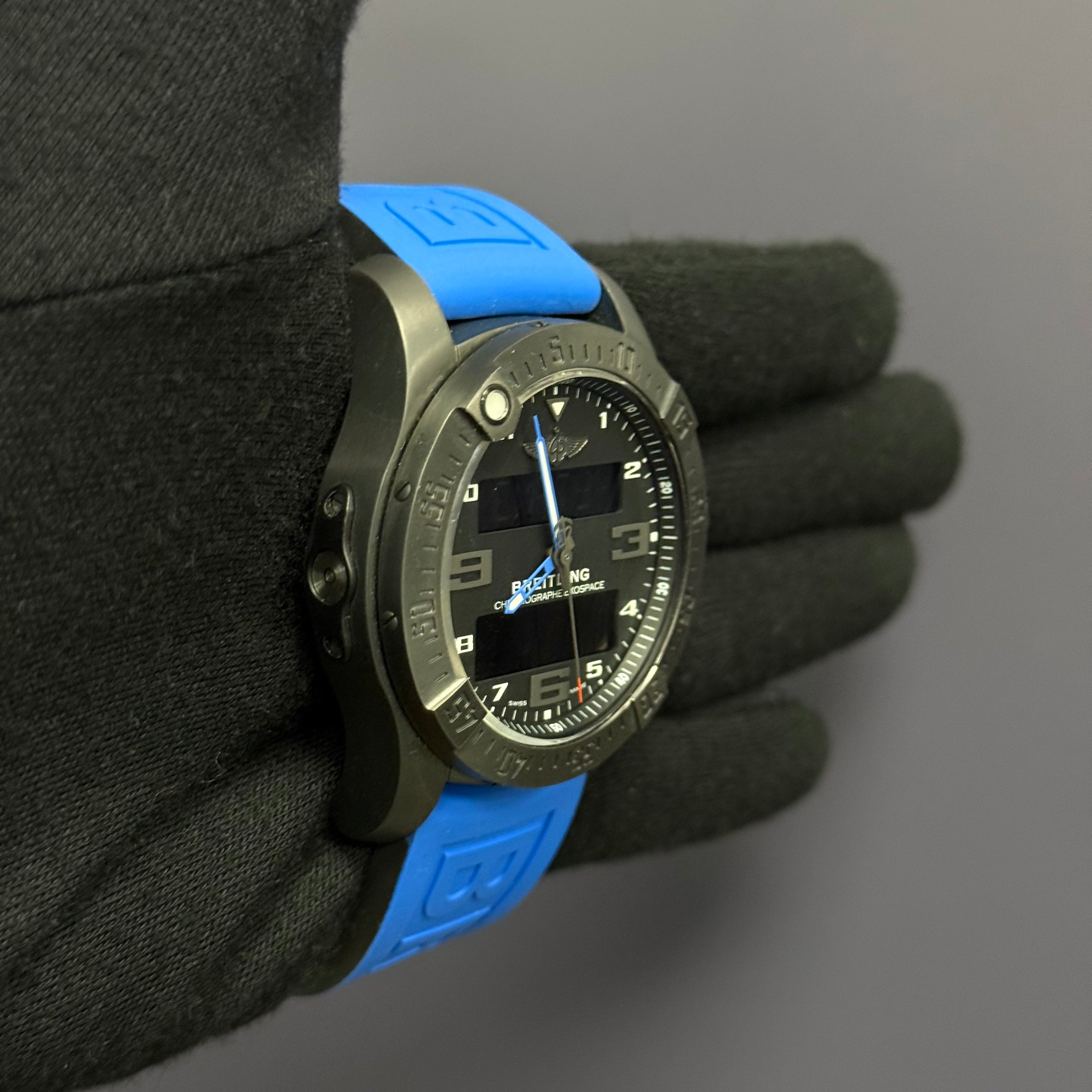 Breitling Exosapce 46mm Black Dial Watch Ref# VB5510H2/BE45 - Happy Jewelers Fine Jewelry Lifetime Warranty