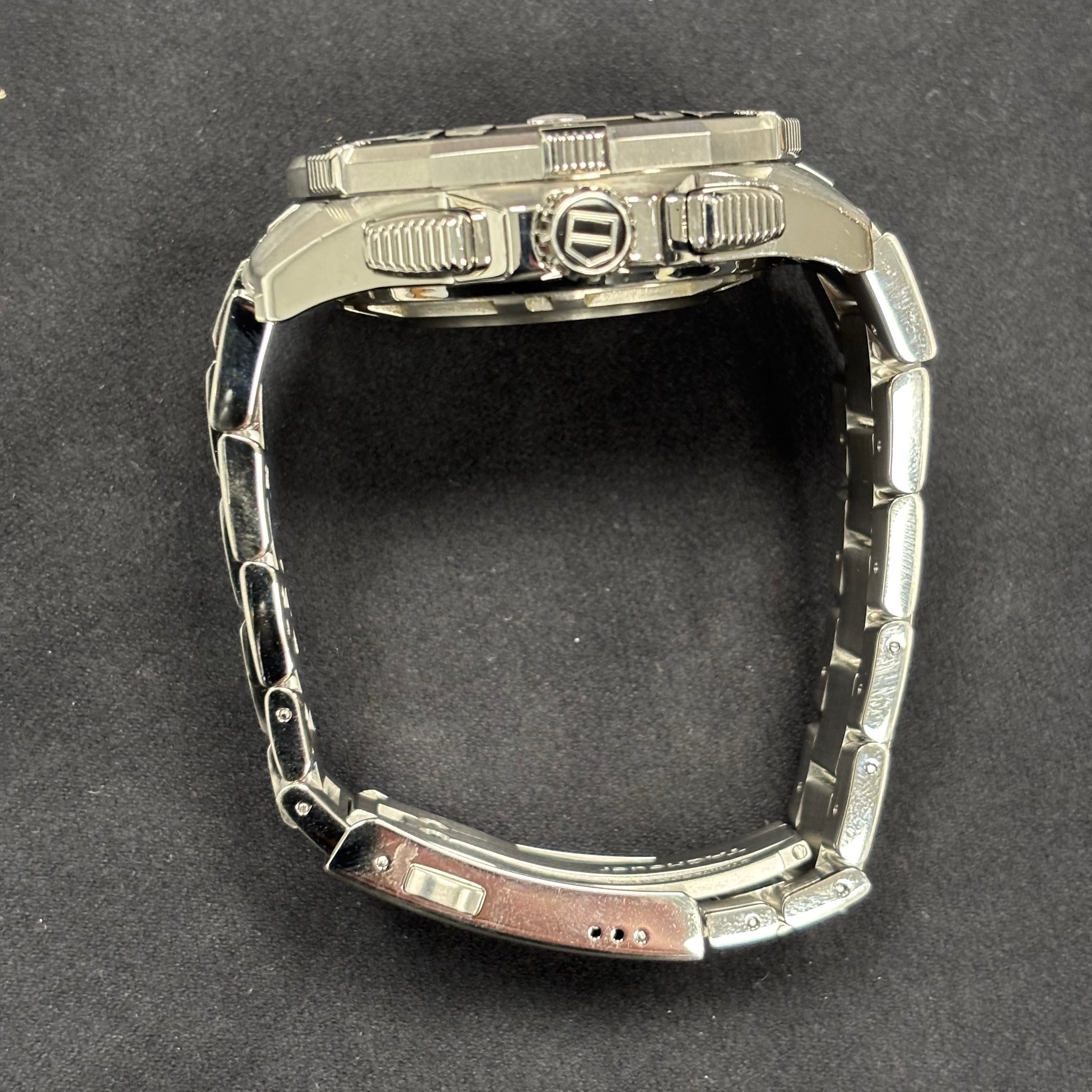 Tag Heuer Aquaracer 44mm Black Dial Watch Ref# CAJ2110 - Happy Jewelers Fine Jewelry Lifetime Warranty