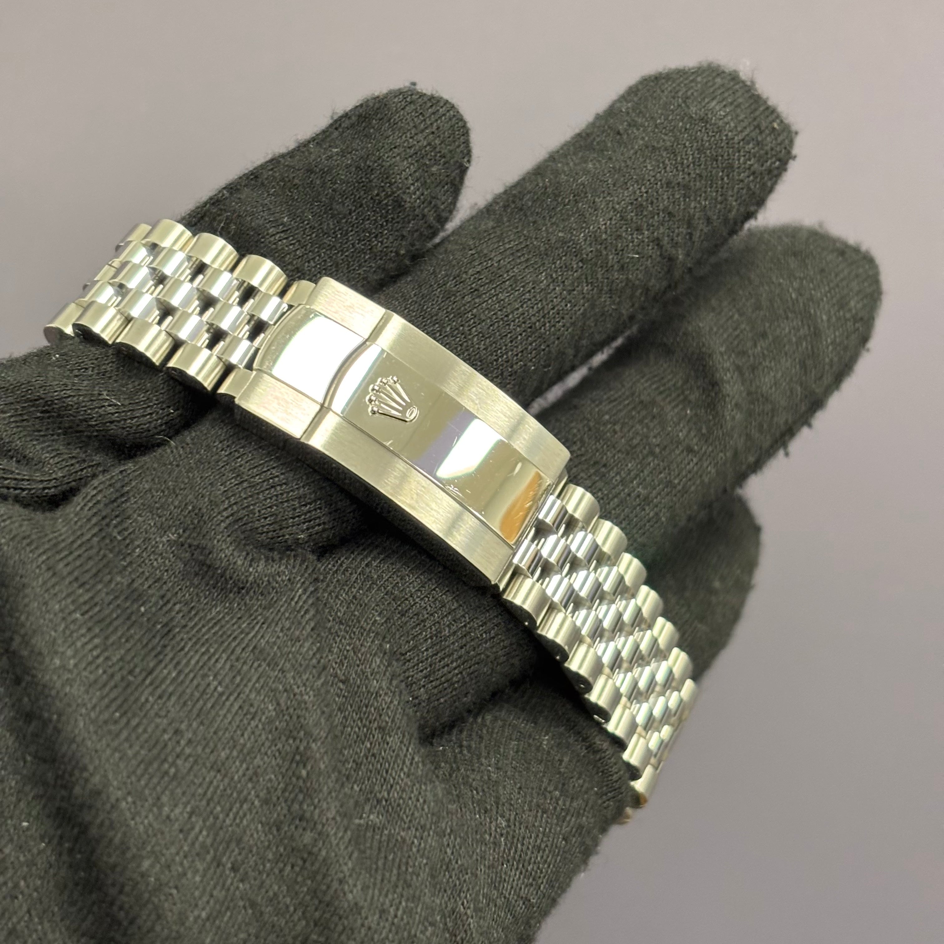 Rolex Datejust 41mm Blue Dial Watch Ref# 126300 - Happy Jewelers Fine Jewelry Lifetime Warranty