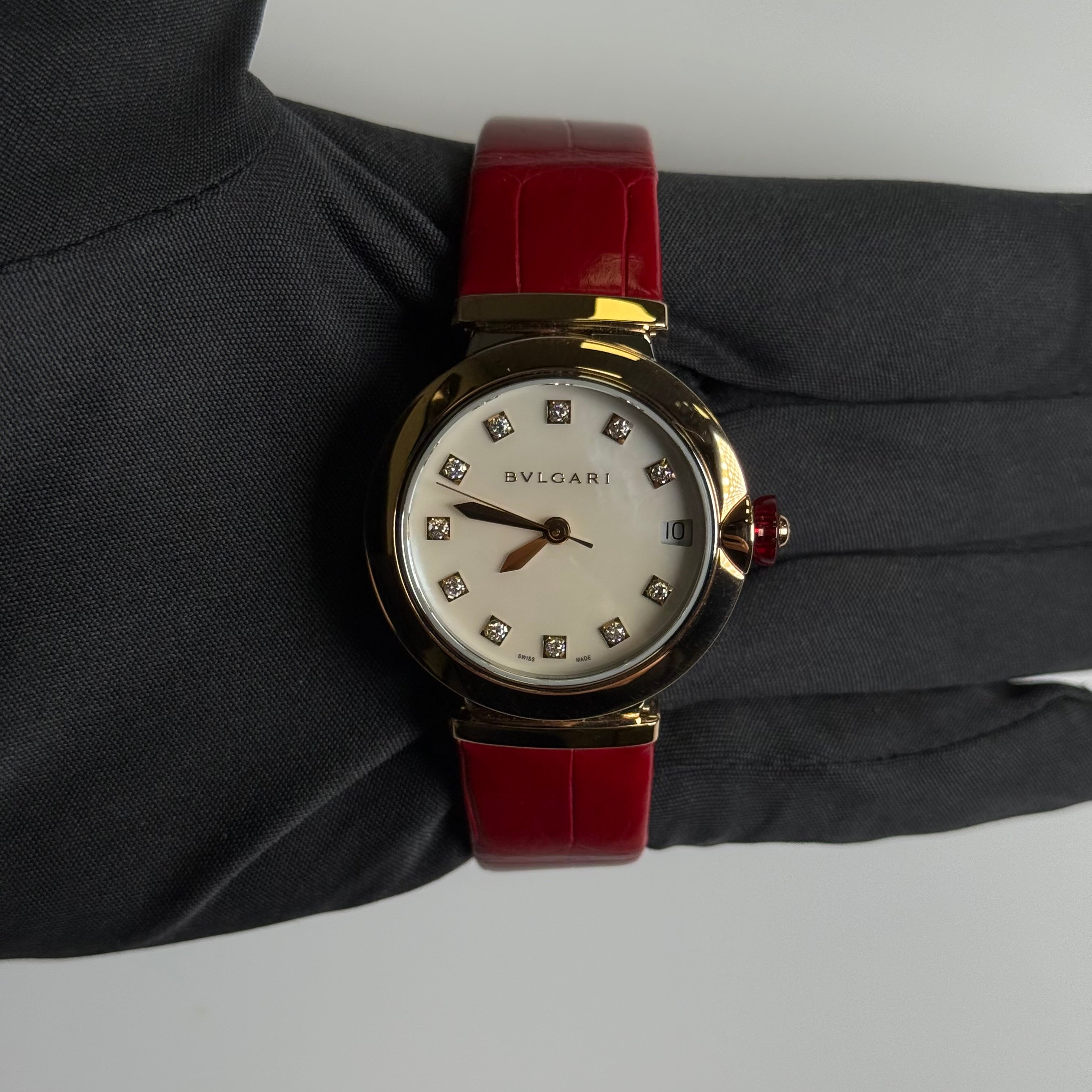 Bvlgari Lvcea 33mm MOP Dial Watch Ref# 102639 - Happy Jewelers Fine Jewelry Lifetime Warranty