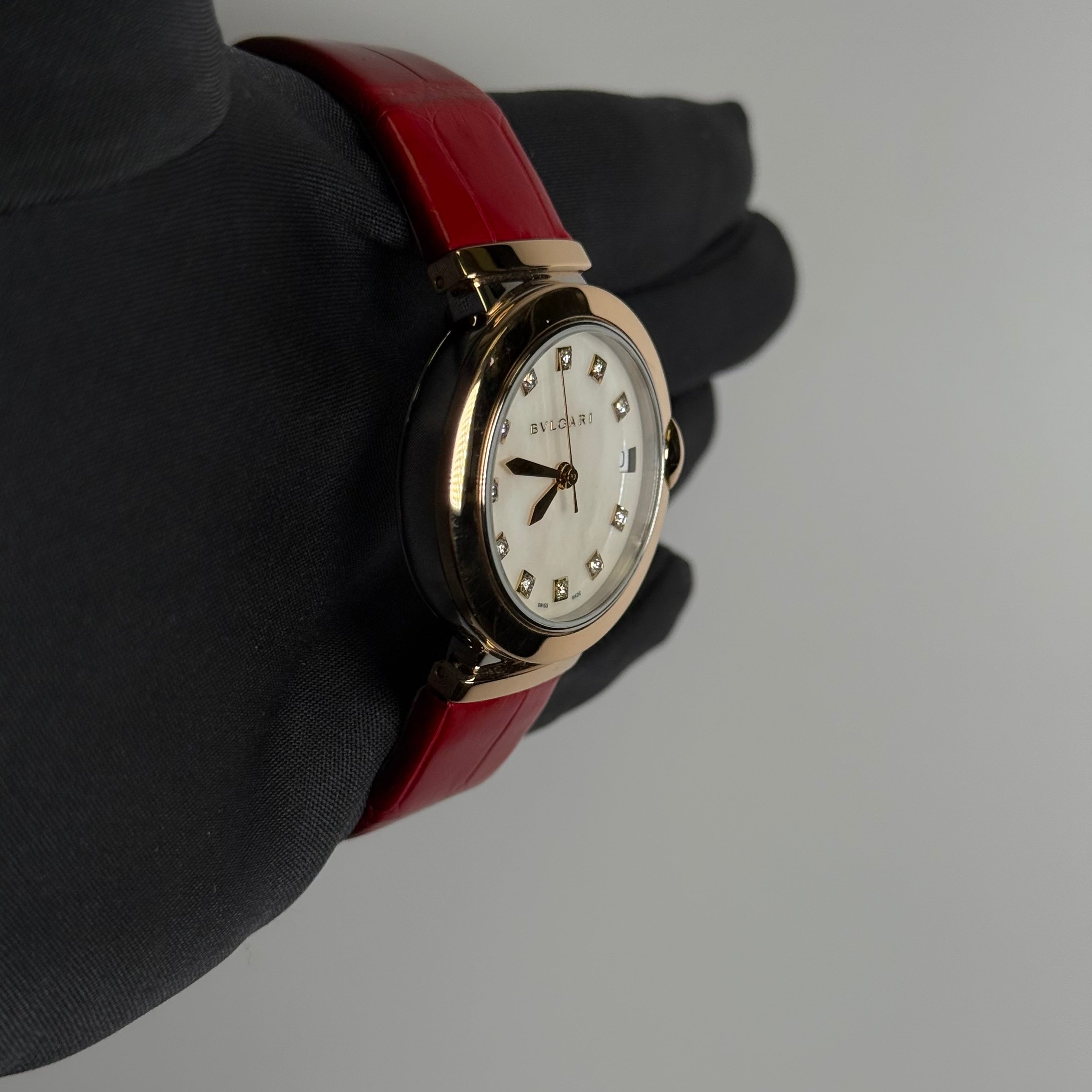 Bvlgari Lvcea 33mm MOP Dial Watch Ref# 102639 - Happy Jewelers Fine Jewelry Lifetime Warranty